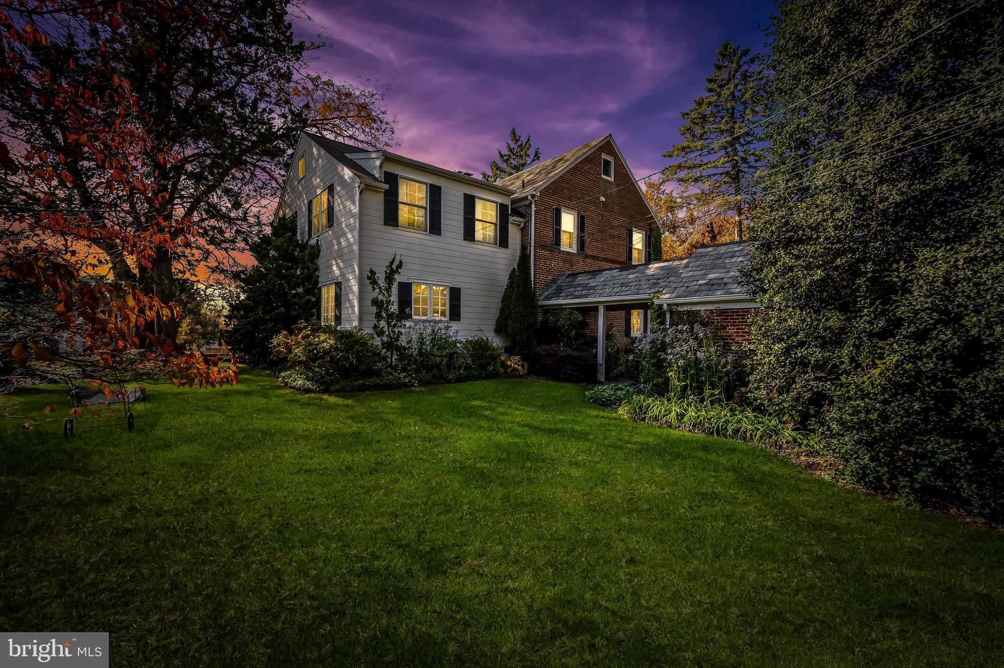 CHESTNUT HILL - Residential