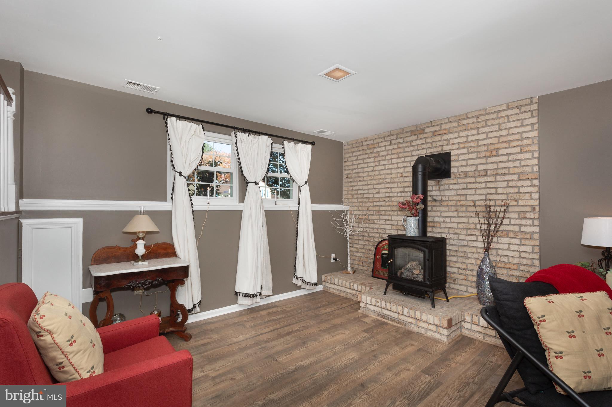 HILLTOP - Residential