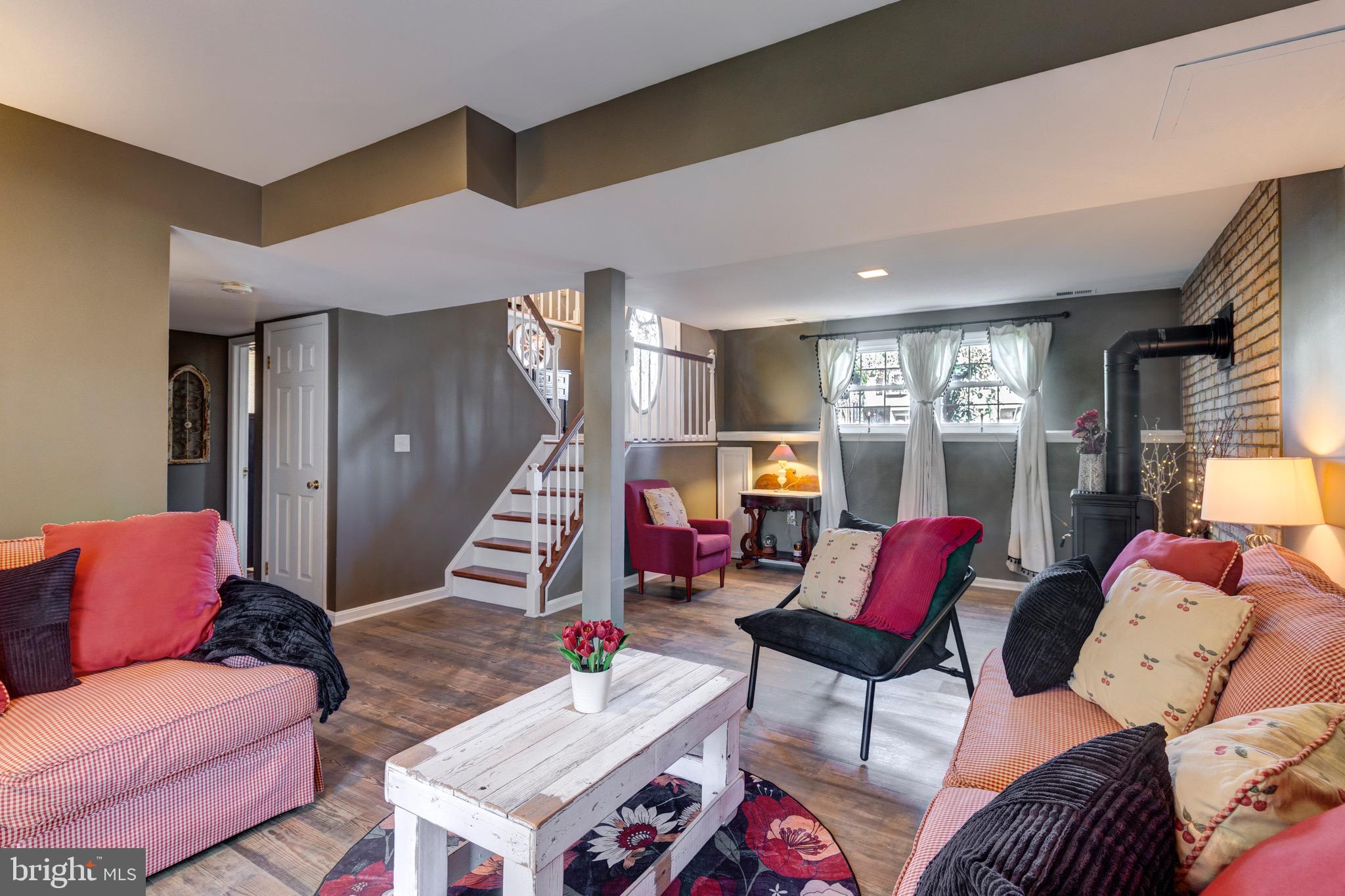 HILLTOP - Residential