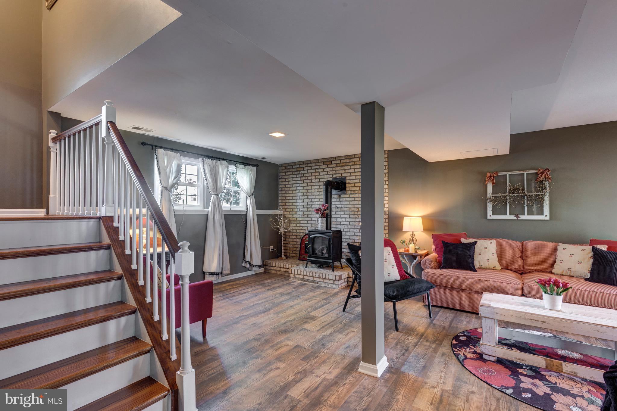 HILLTOP - Residential