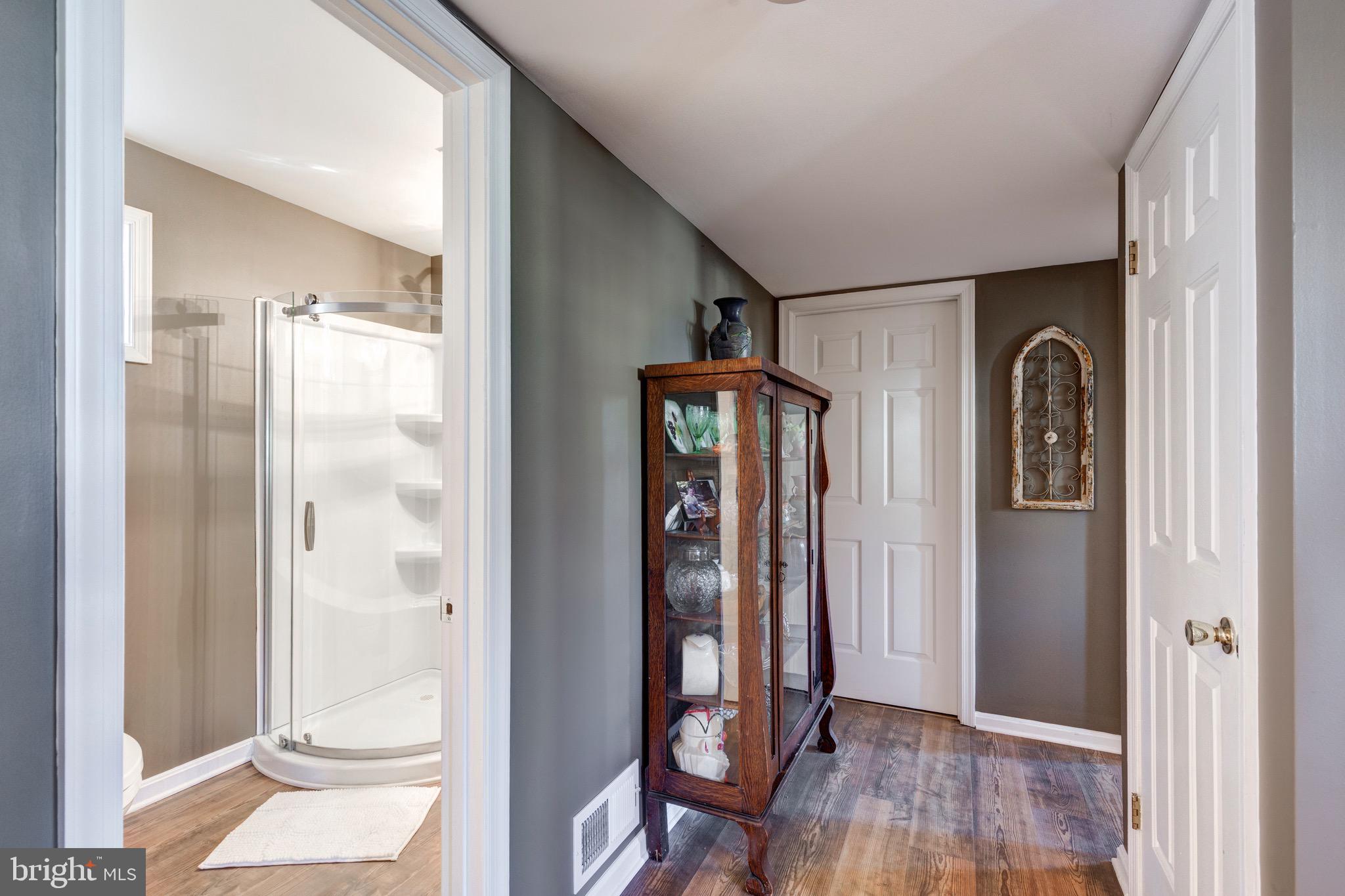 HILLTOP - Residential