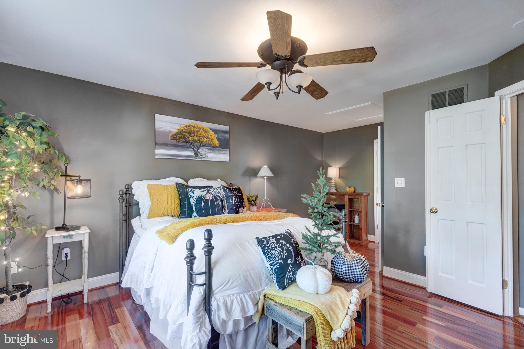 HILLTOP - Residential