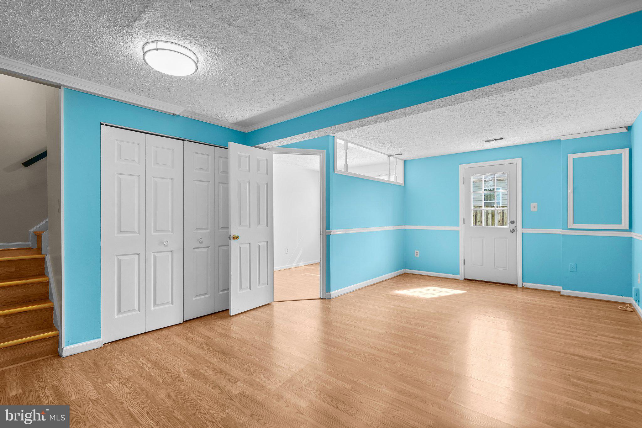 GUNNERS LAKE VILLAGE - Residential