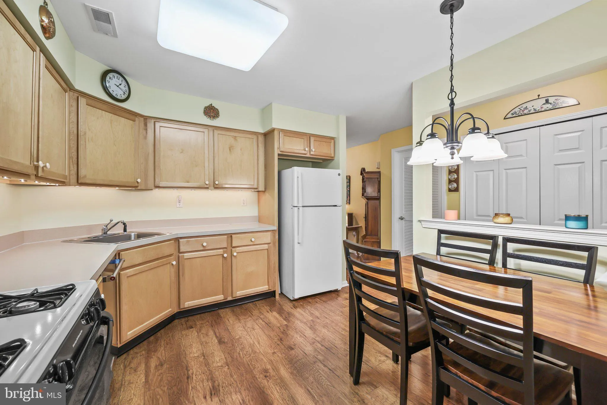 Hamilton, New Jersey 08690, United States, 3 Bedrooms Bedrooms, ,2 BathroomsBathrooms,Residential,Active,134457