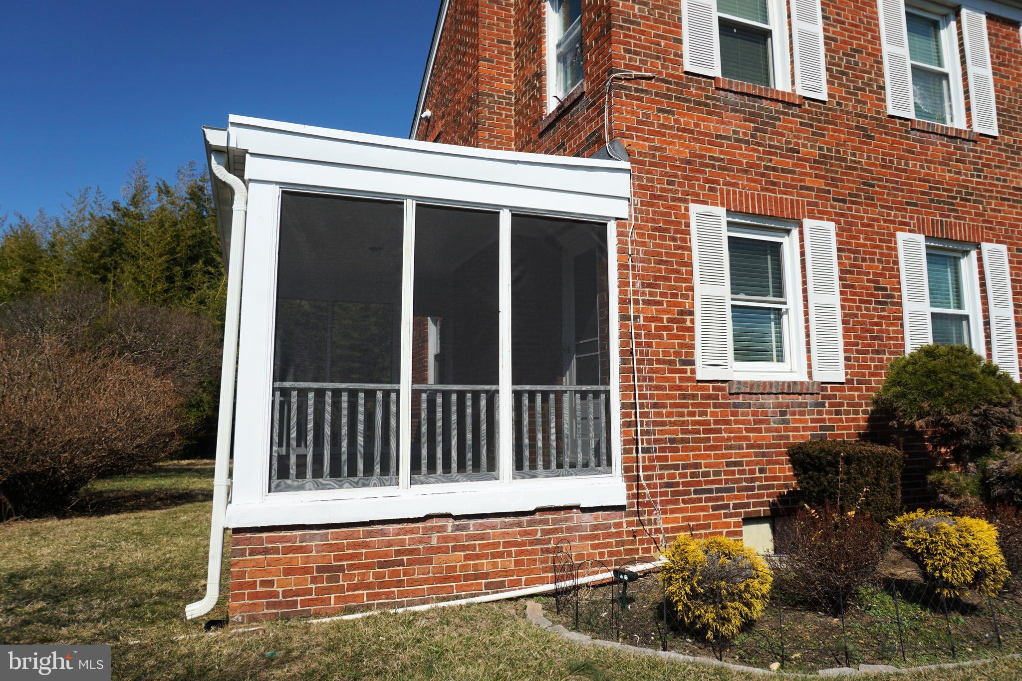 FLEISCHMAN VILLAGE - Residential