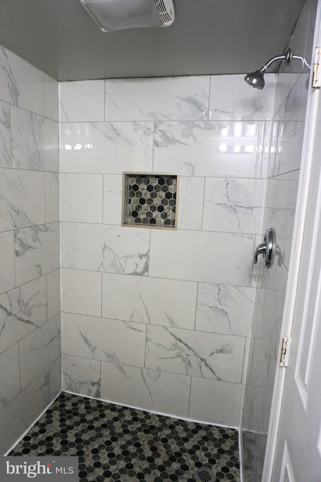 FLEISCHMAN VILLAGE - Residential