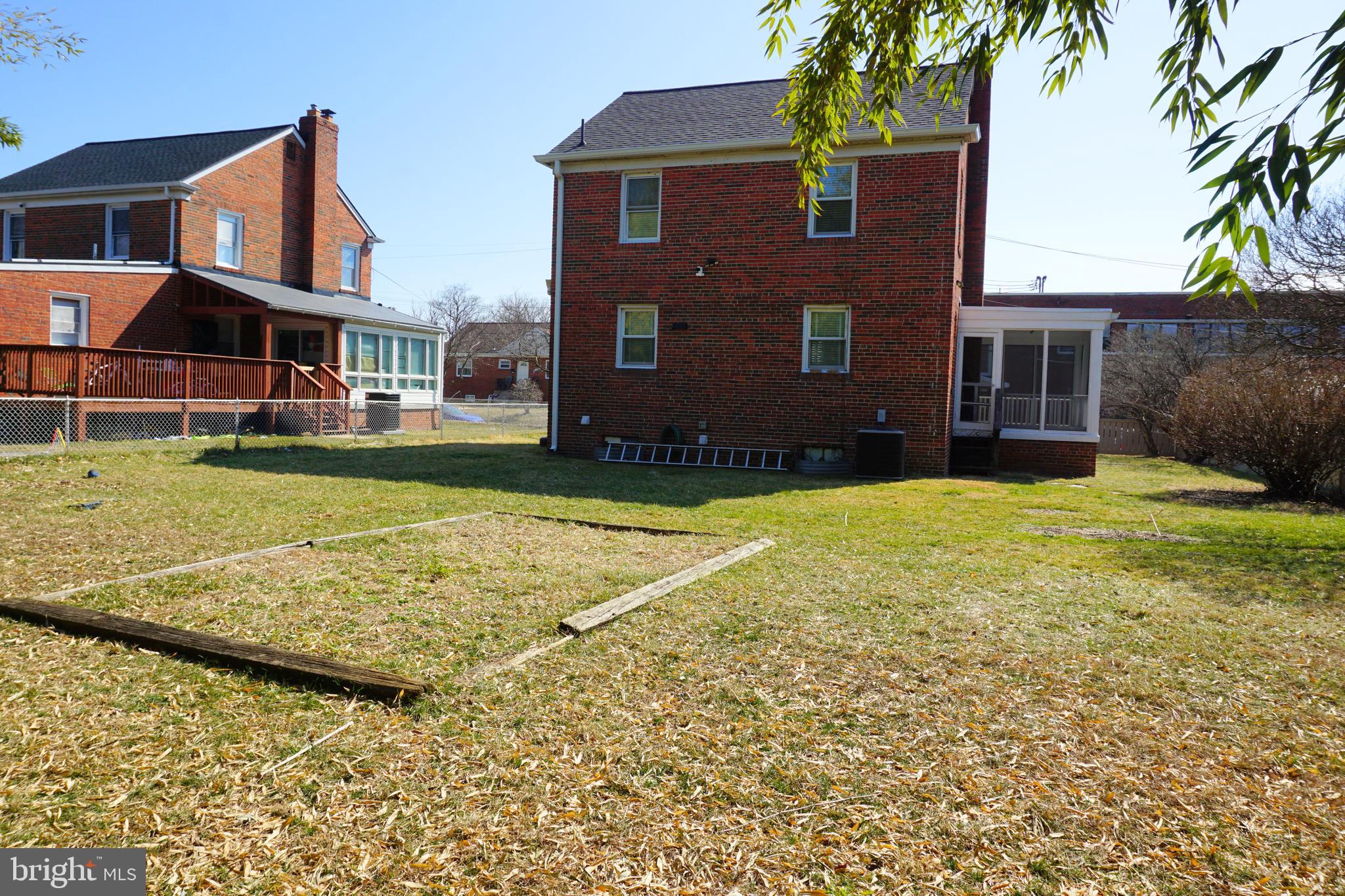 FLEISCHMAN VILLAGE - Residential