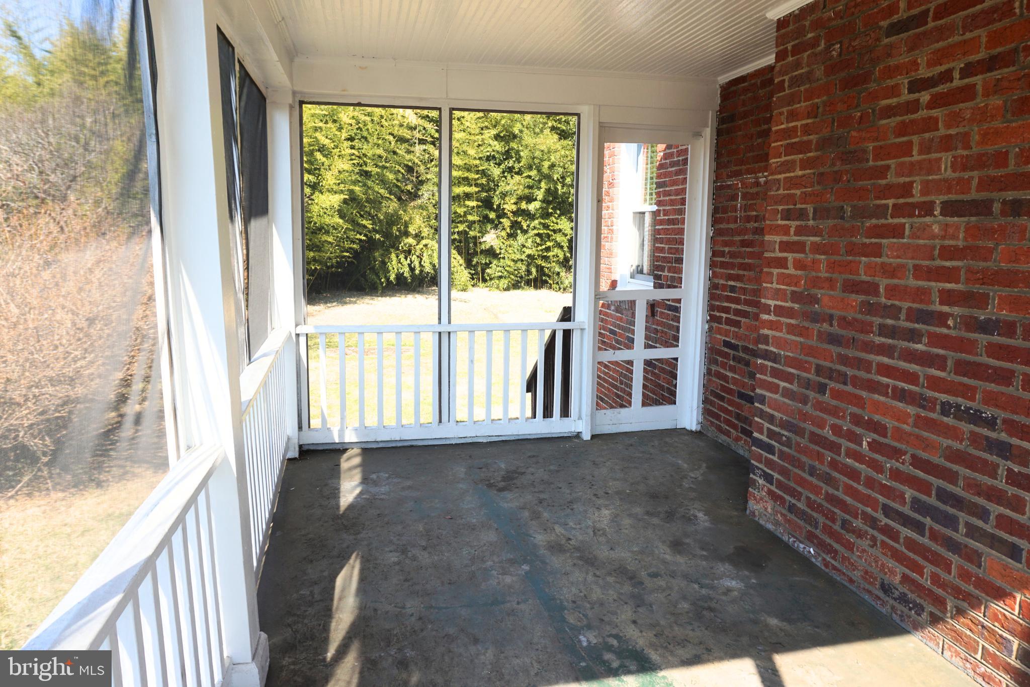 FLEISCHMAN VILLAGE - Residential