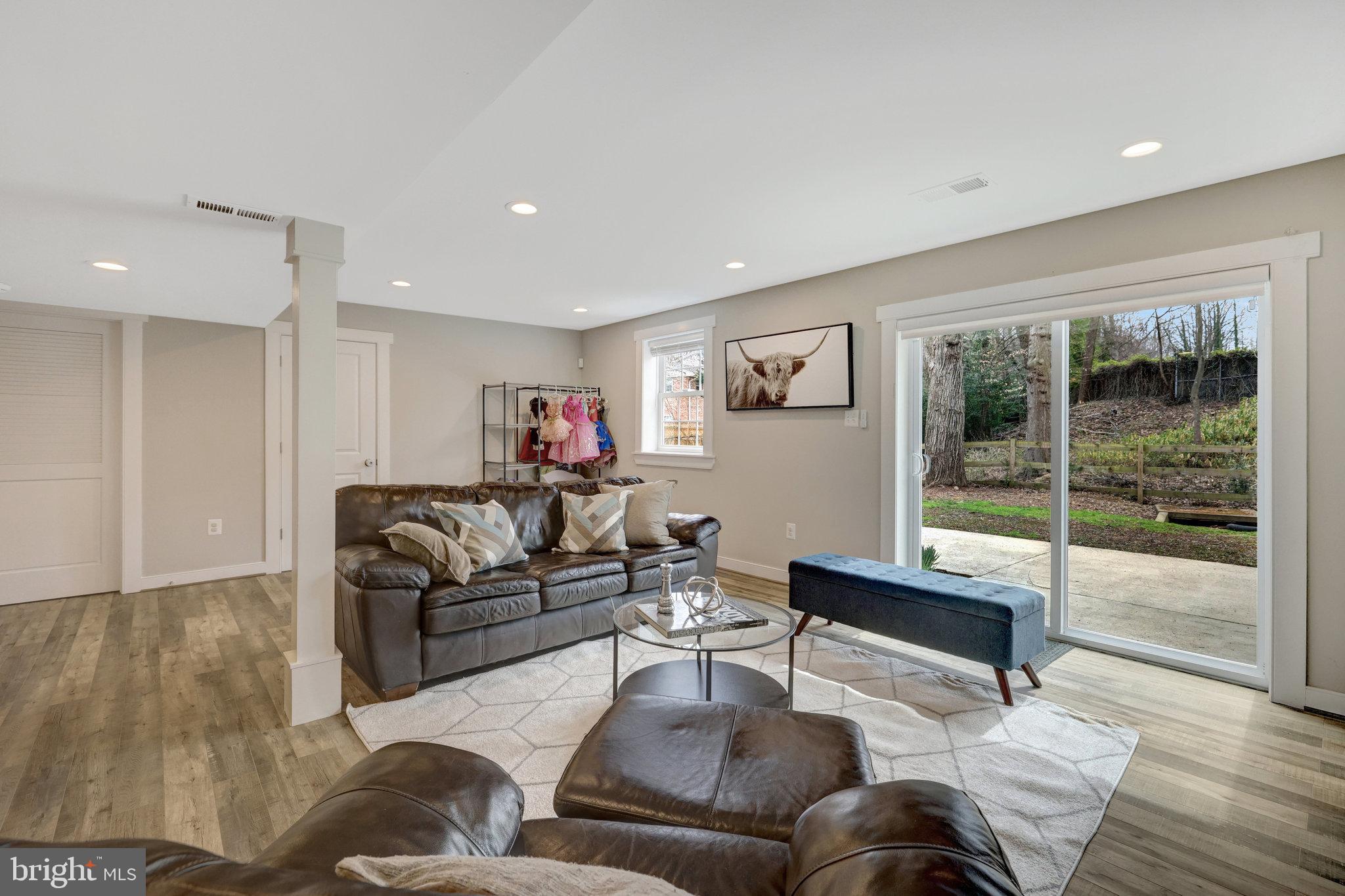 MANTUA - Residential