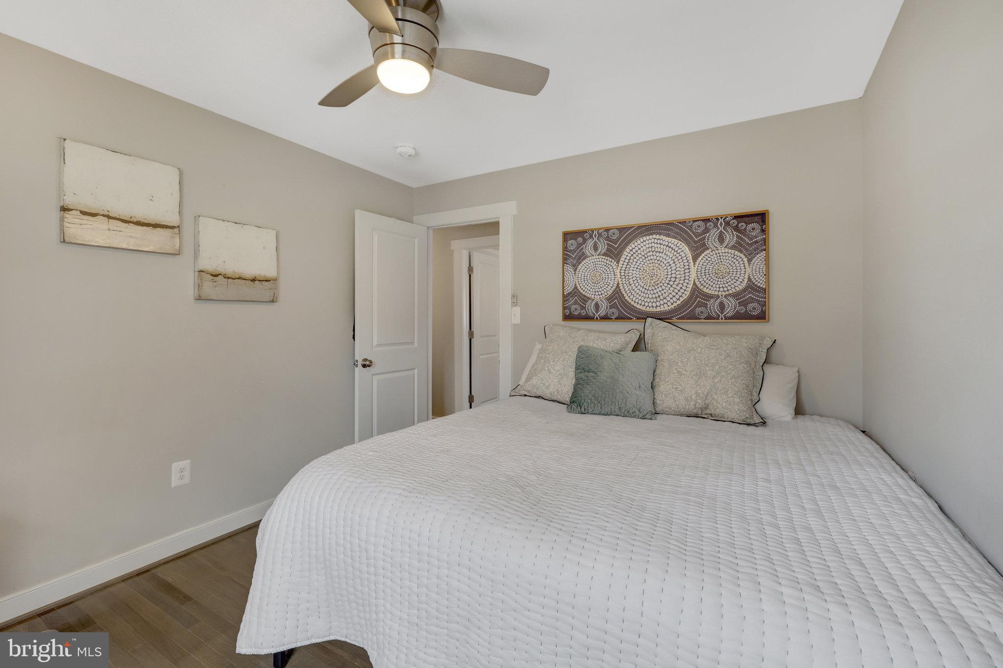 MANTUA - Residential