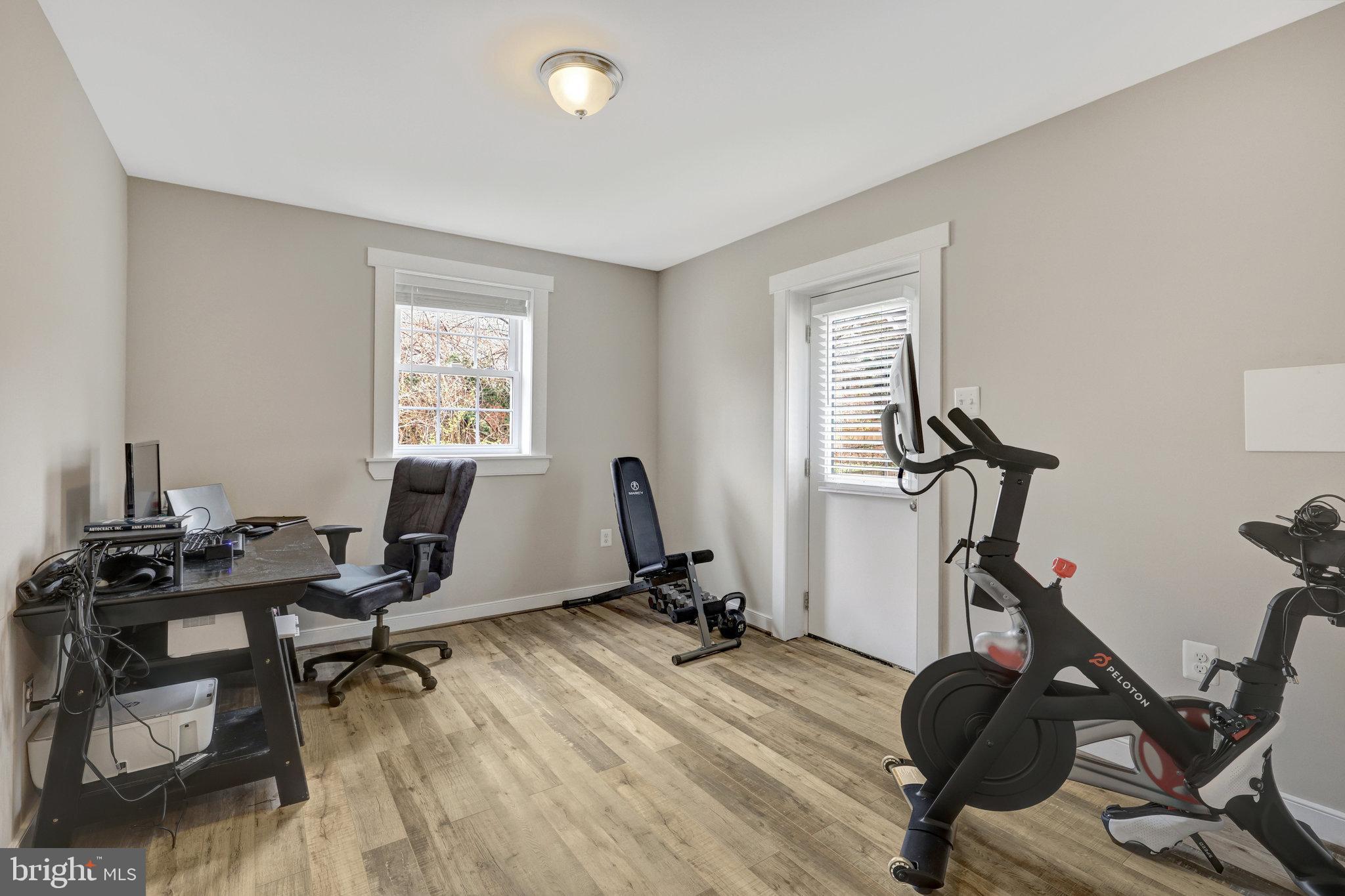 MANTUA - Residential