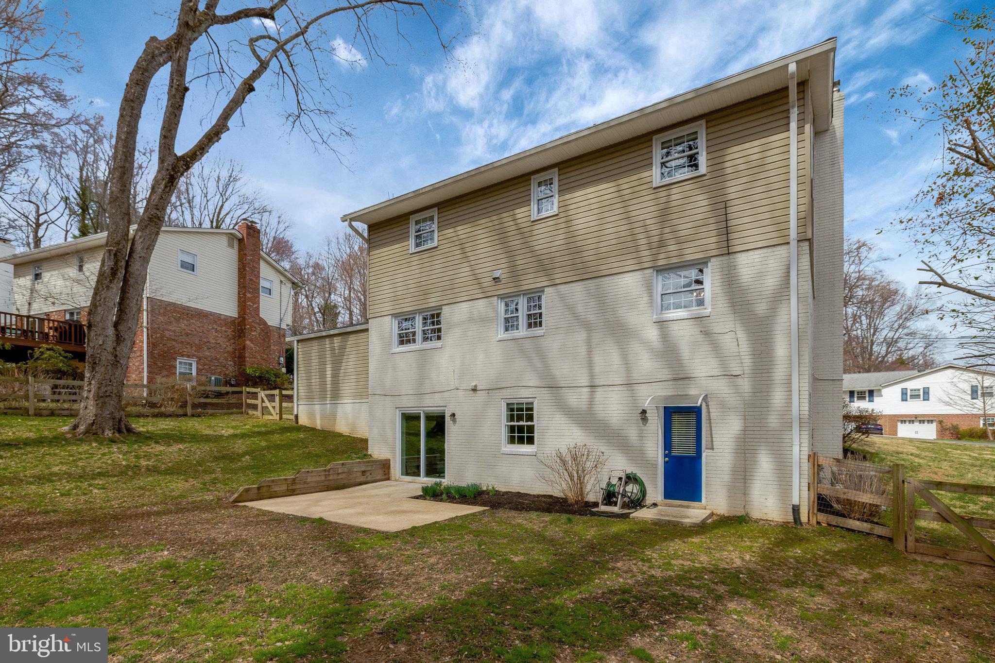 MANTUA - Residential