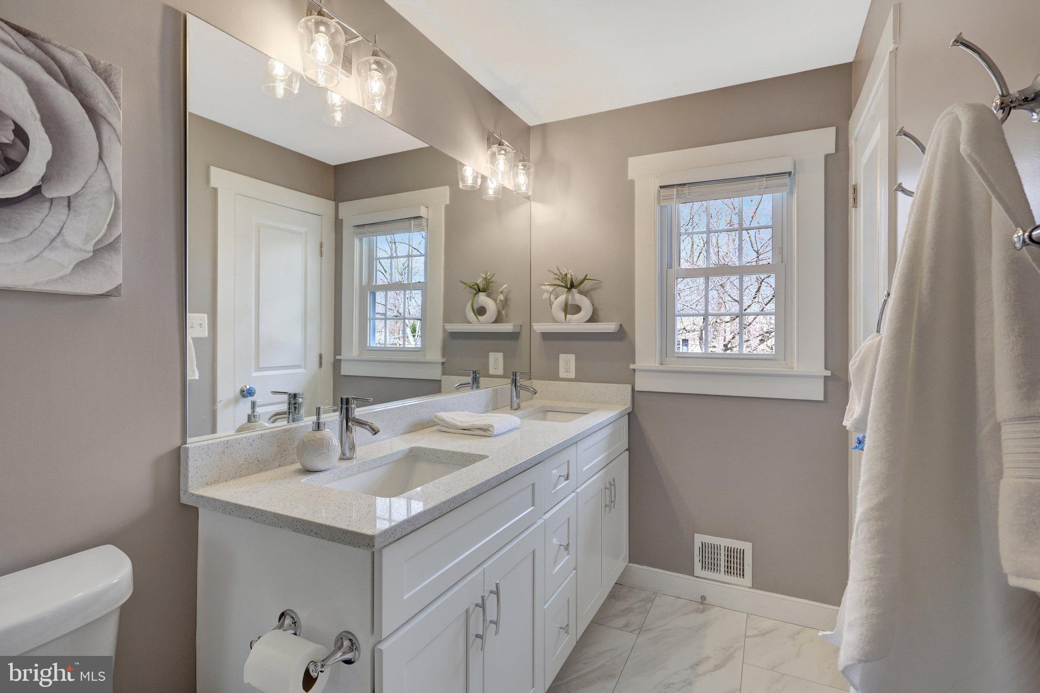 MANTUA - Residential