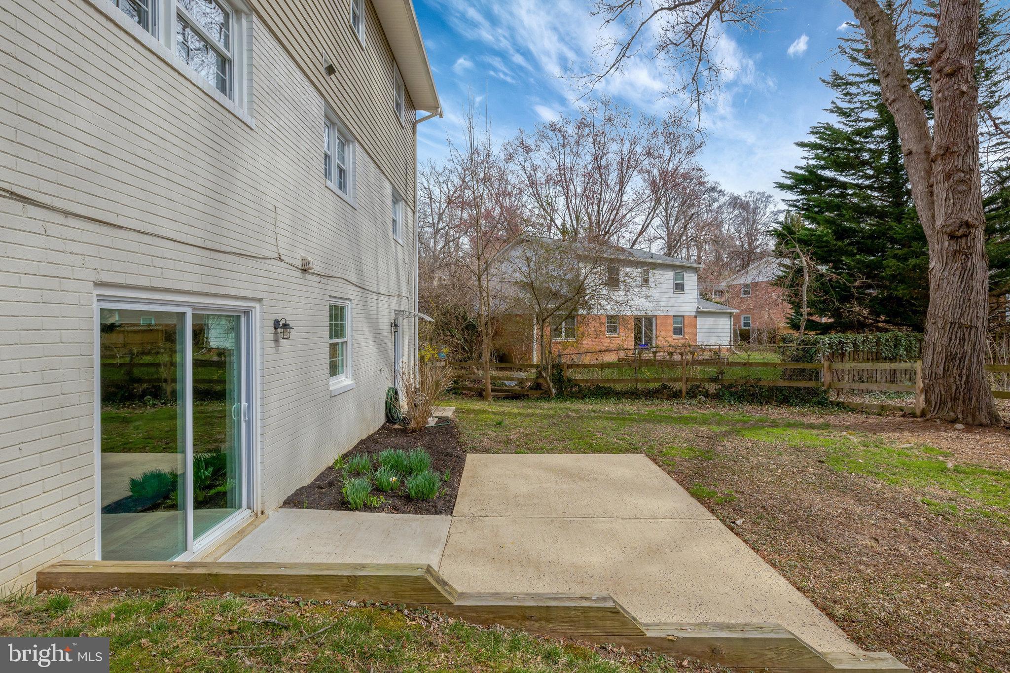 MANTUA - Residential