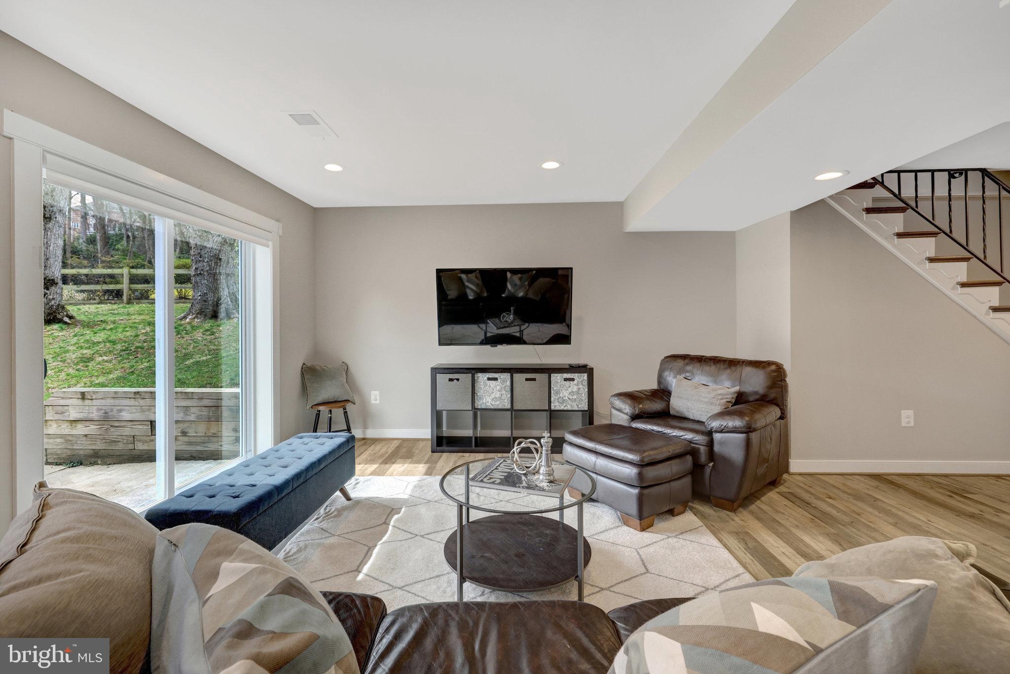 MANTUA - Residential