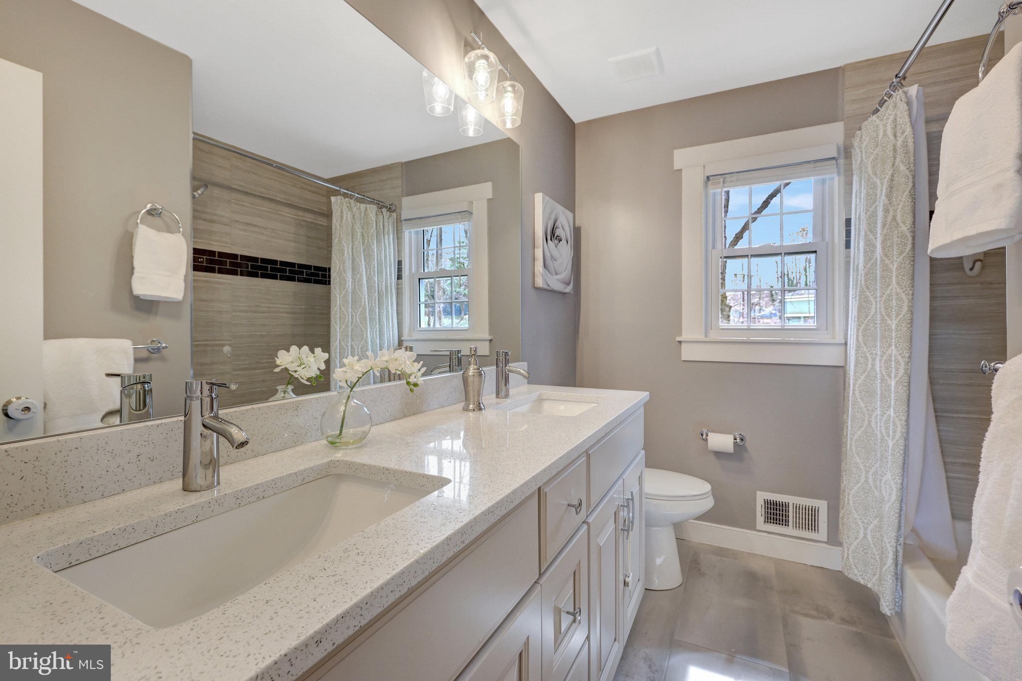 MANTUA - Residential