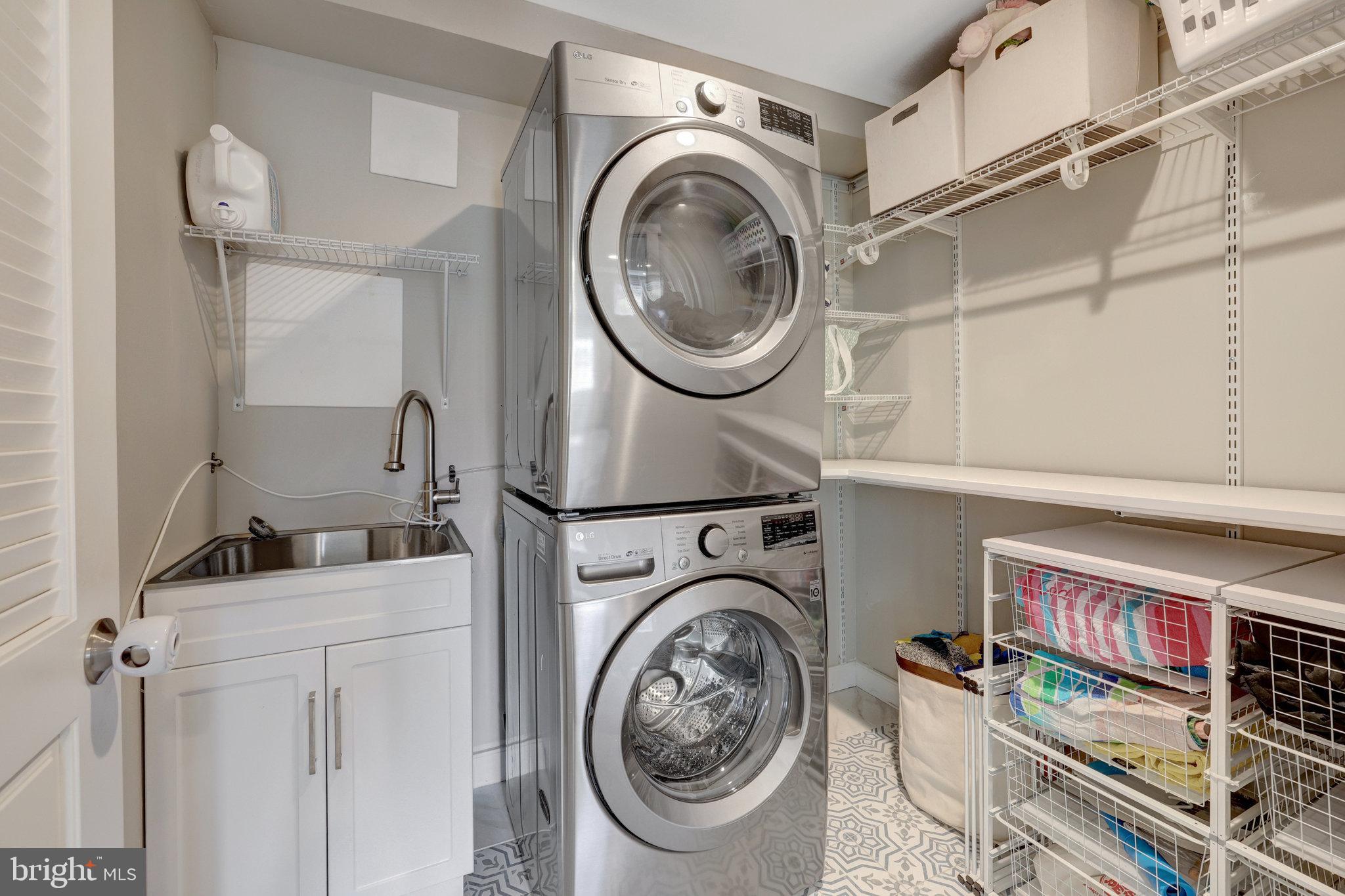 MANTUA - Residential