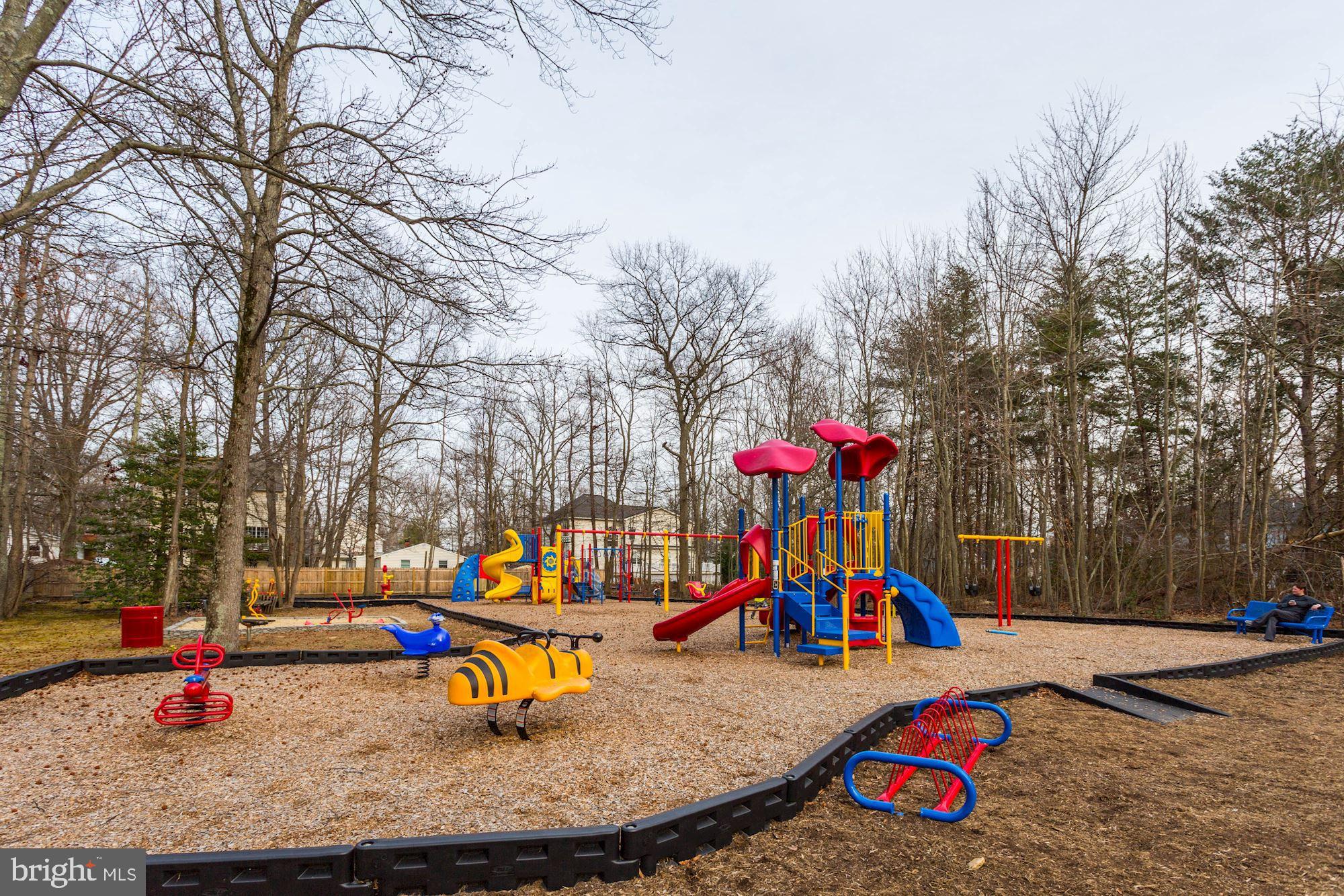 ARUNDEL ON THE BAY - Residential