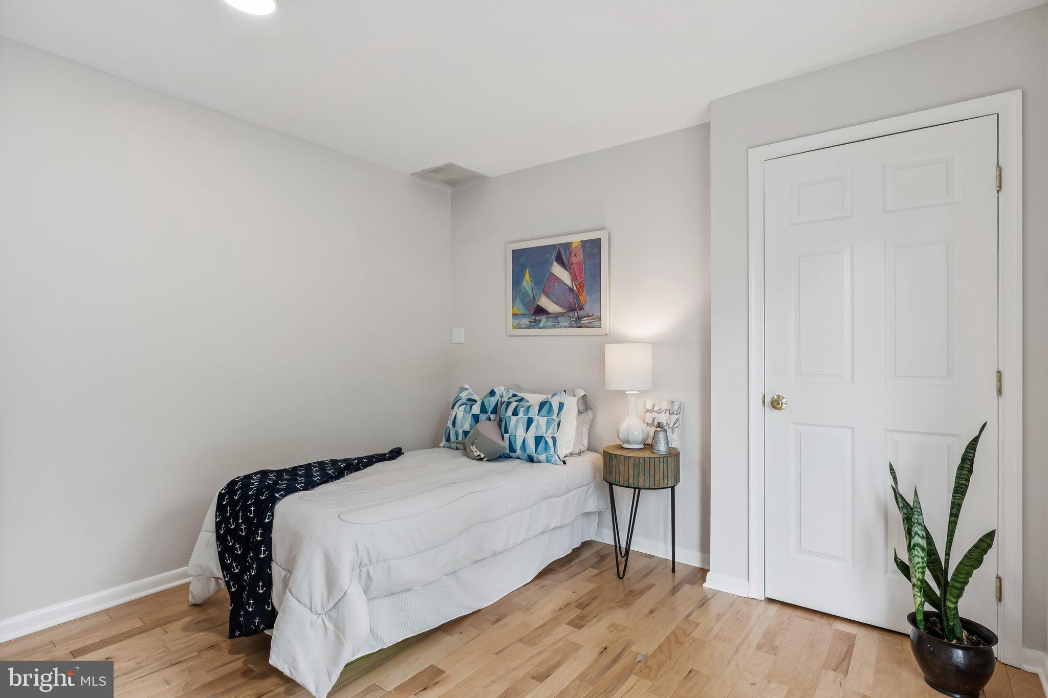 ARUNDEL ON THE BAY - Residential