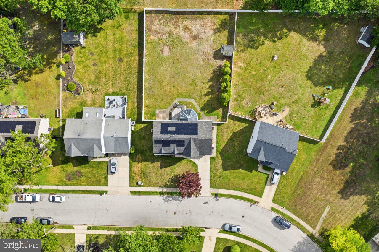 7 YORK COURT