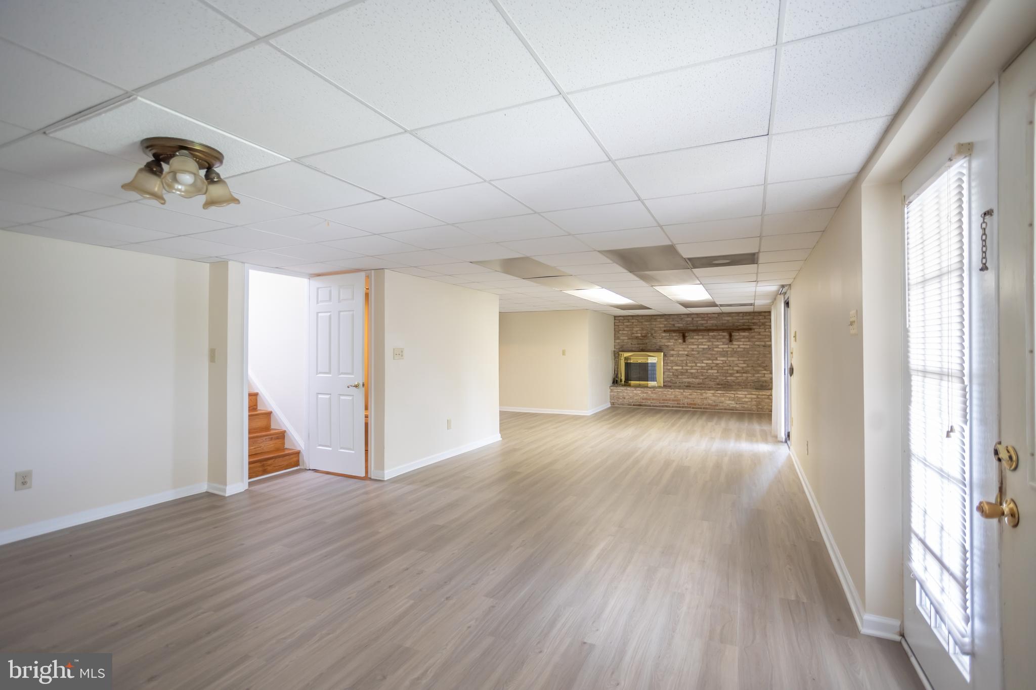 HILLSIDE - Residential