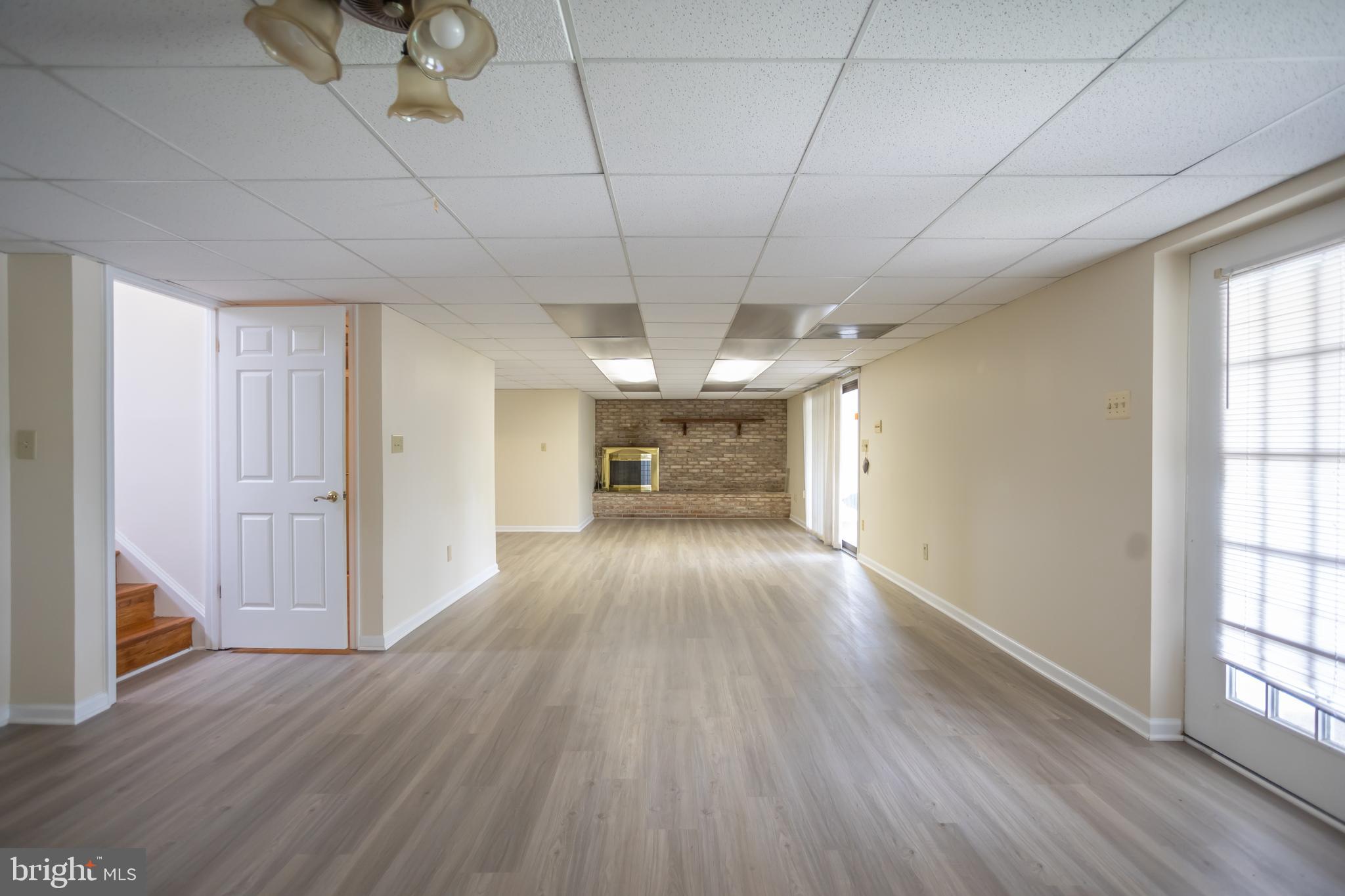 HILLSIDE - Residential