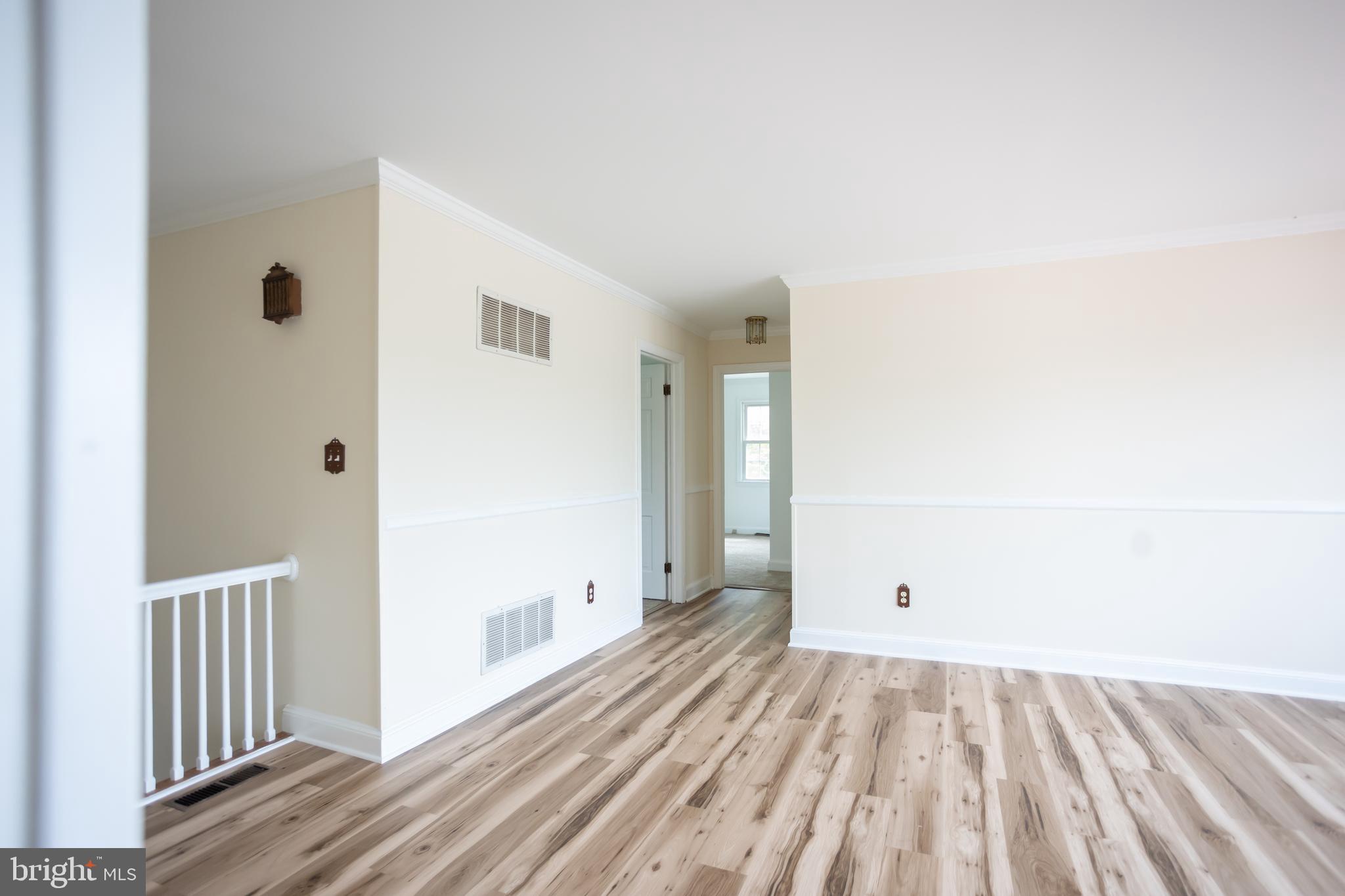 HILLSIDE - Residential