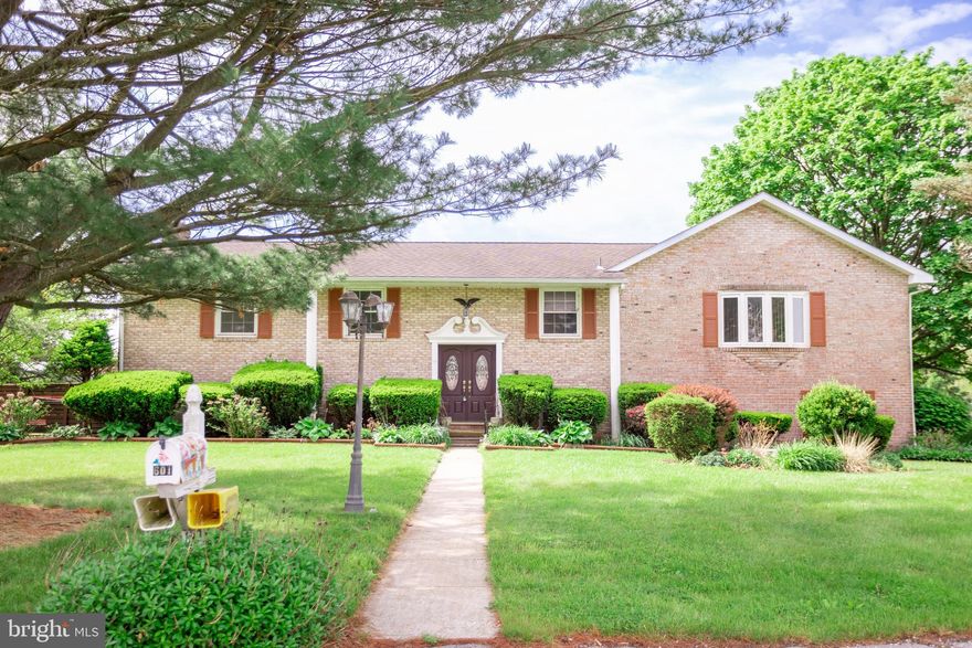 Coming Soon - Rehab necessary.