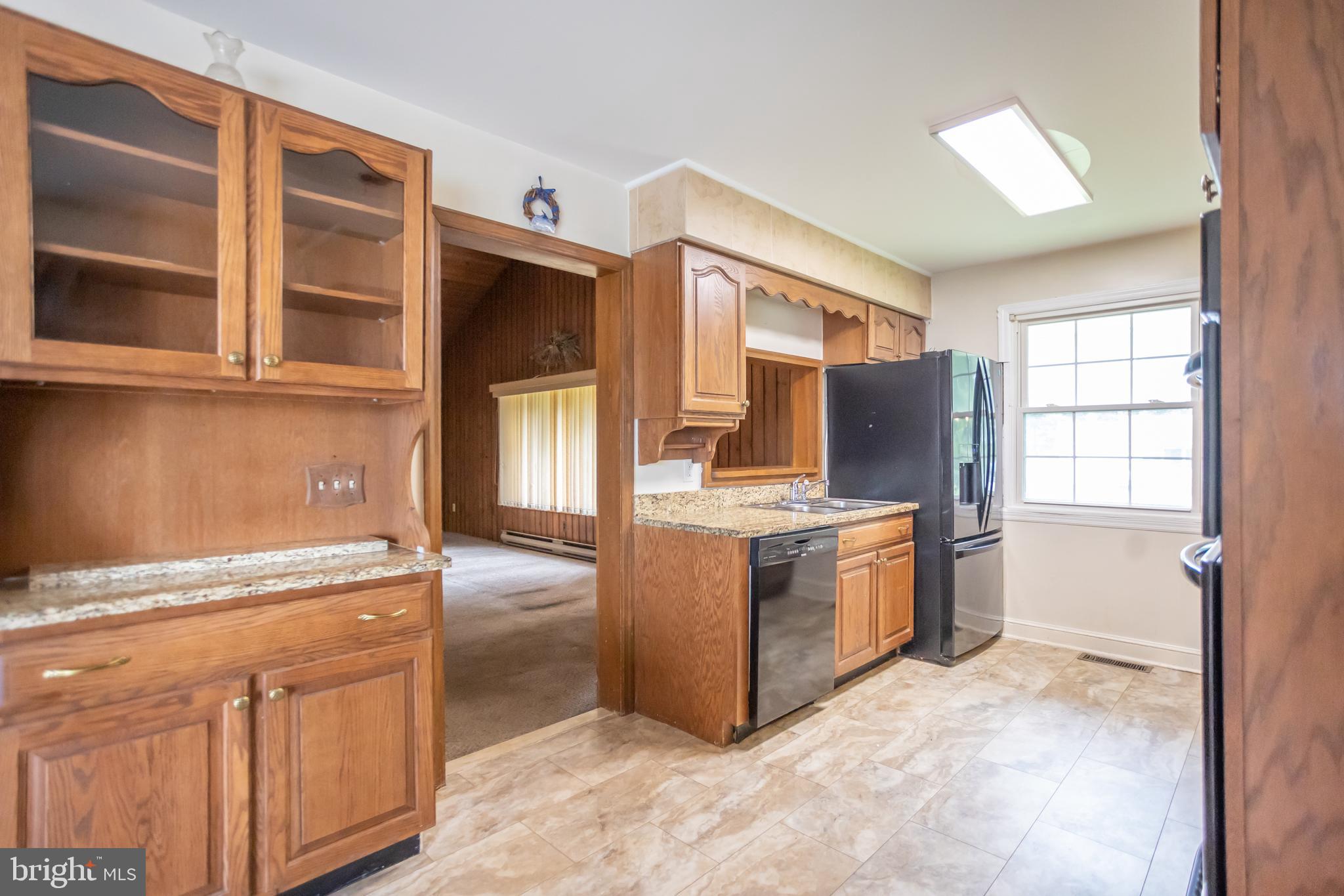 HILLSIDE - Residential