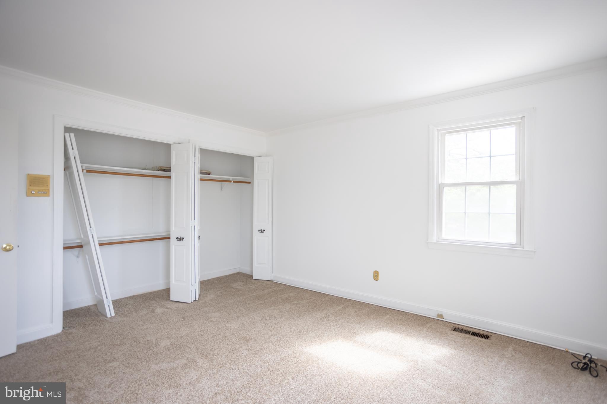 HILLSIDE - Residential