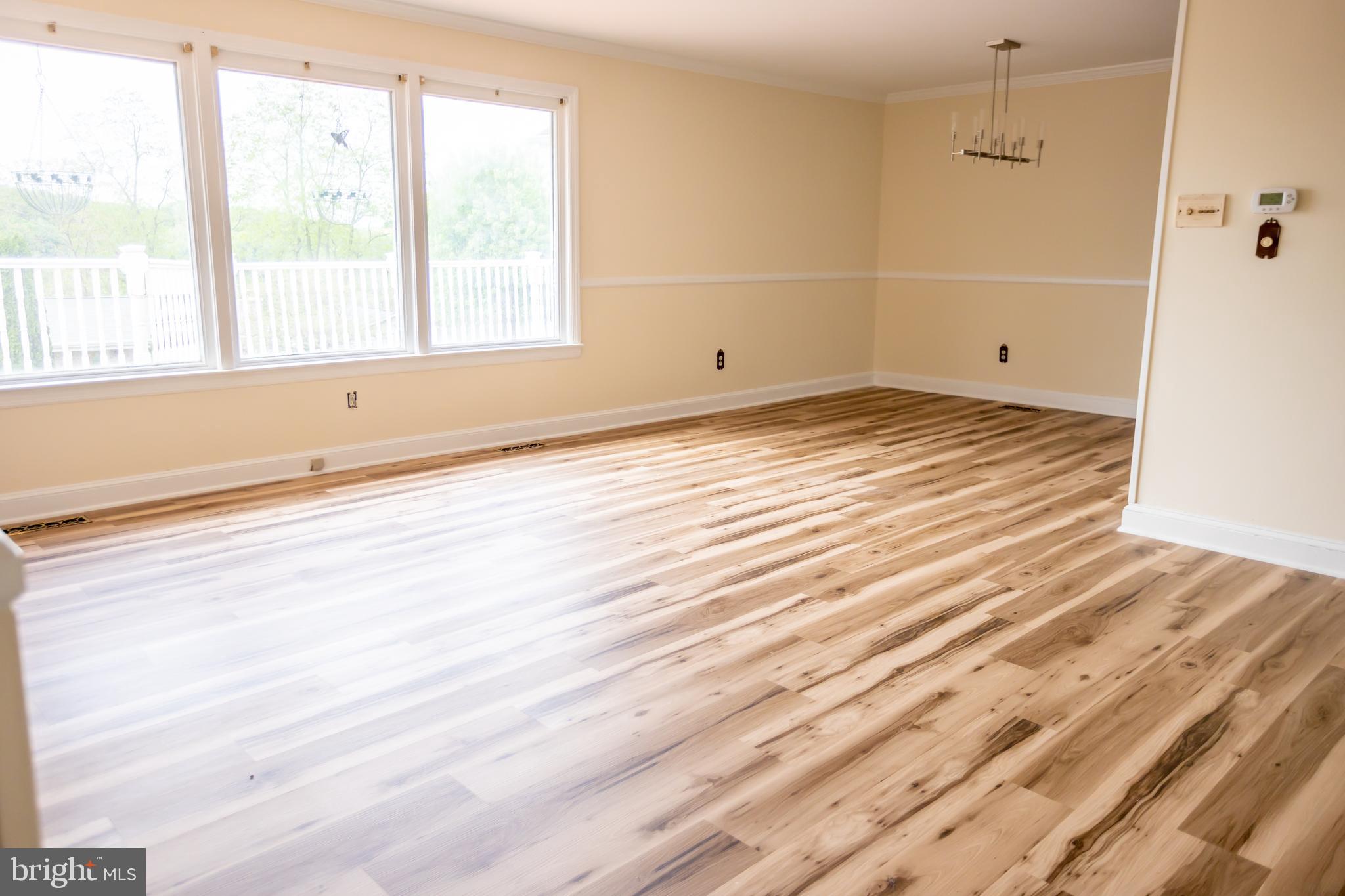 HILLSIDE - Residential