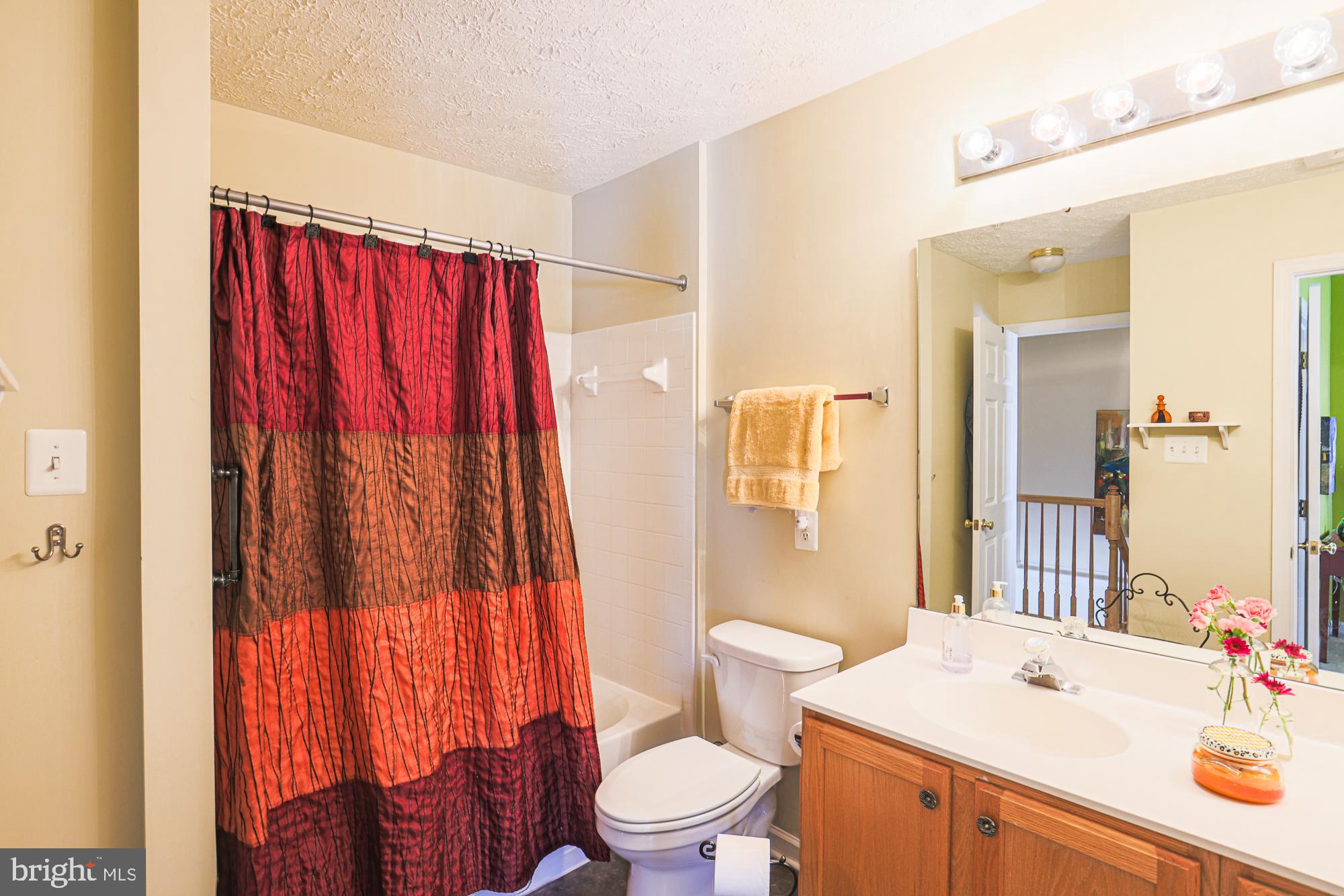 EATON SQUARE - Residential