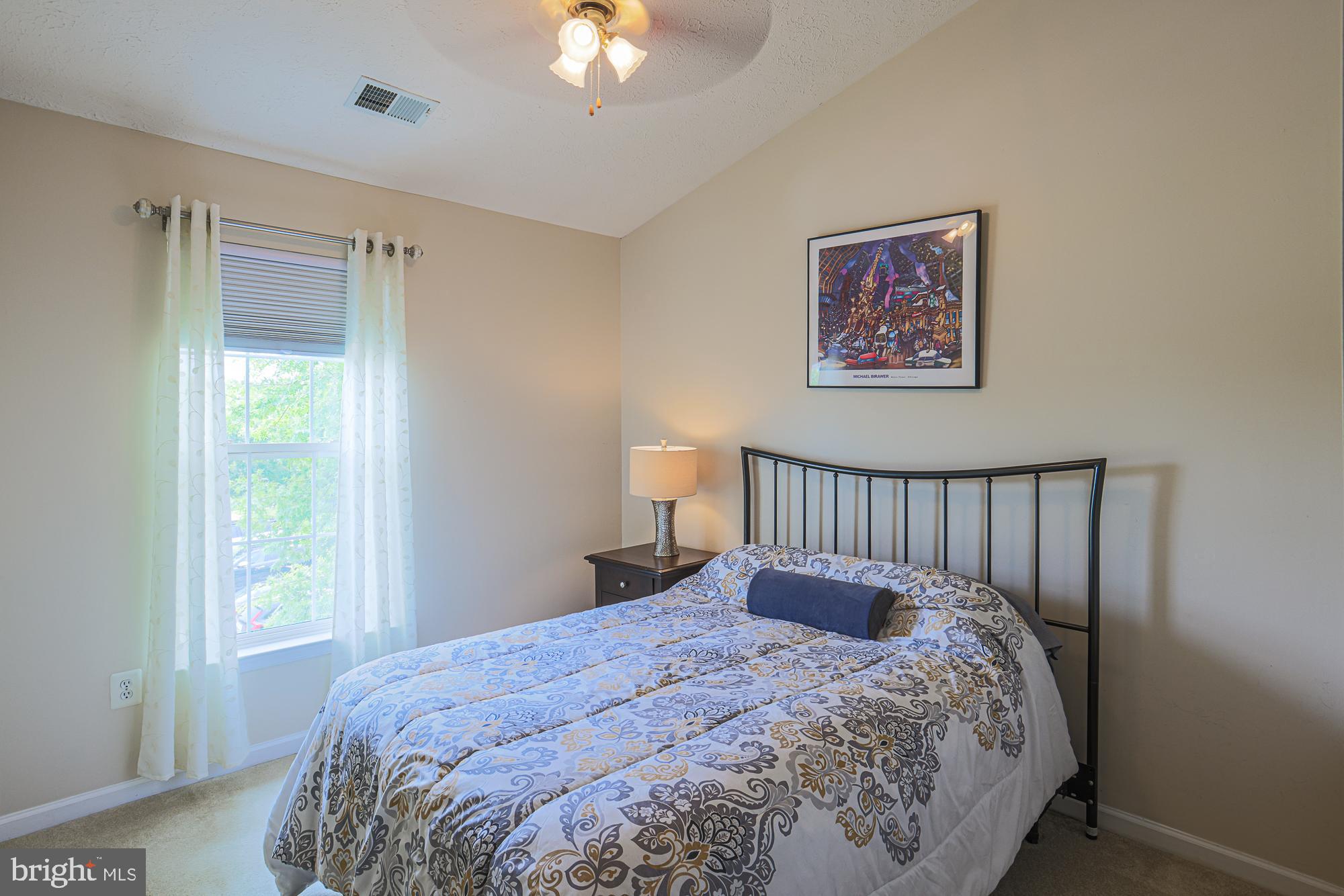 EATON SQUARE - Residential