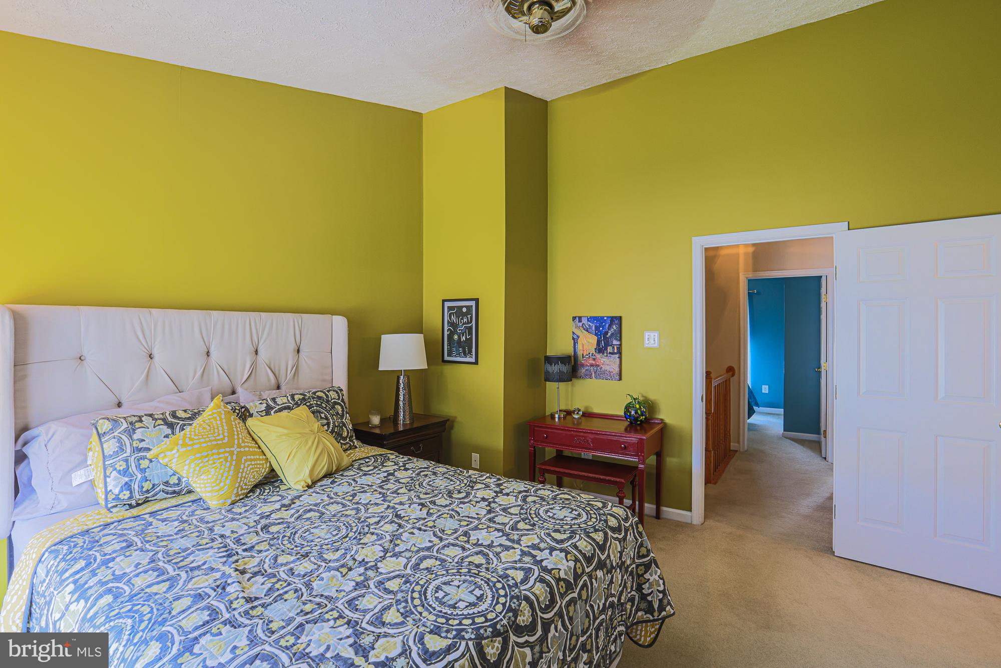 EATON SQUARE - Residential