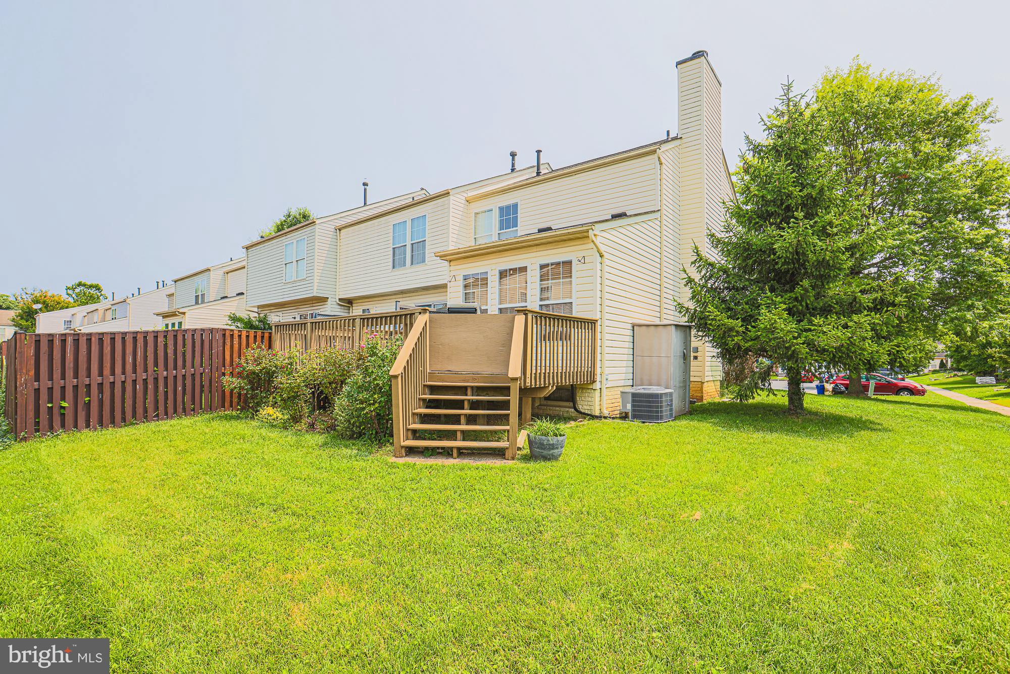 EATON SQUARE - Residential
