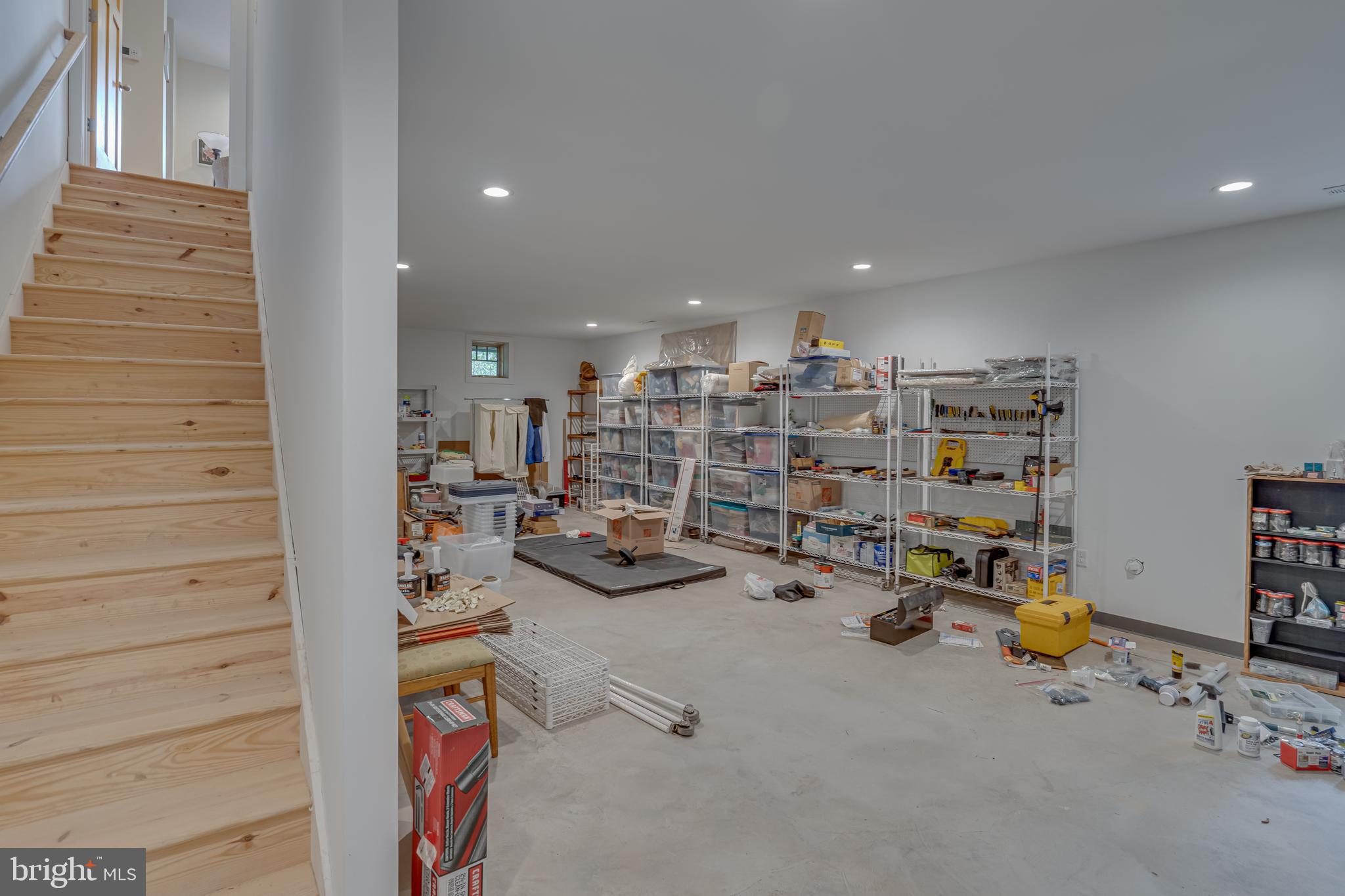 BROOMGRASS - Residential