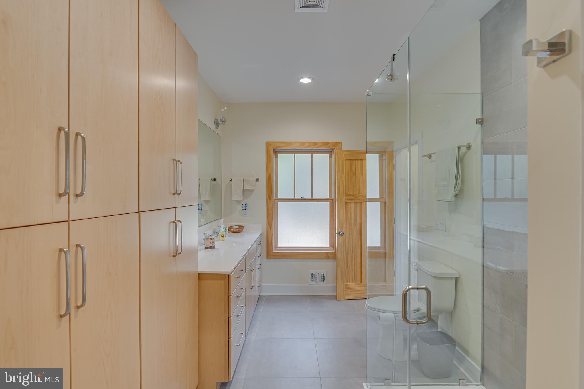 BROOMGRASS - Residential