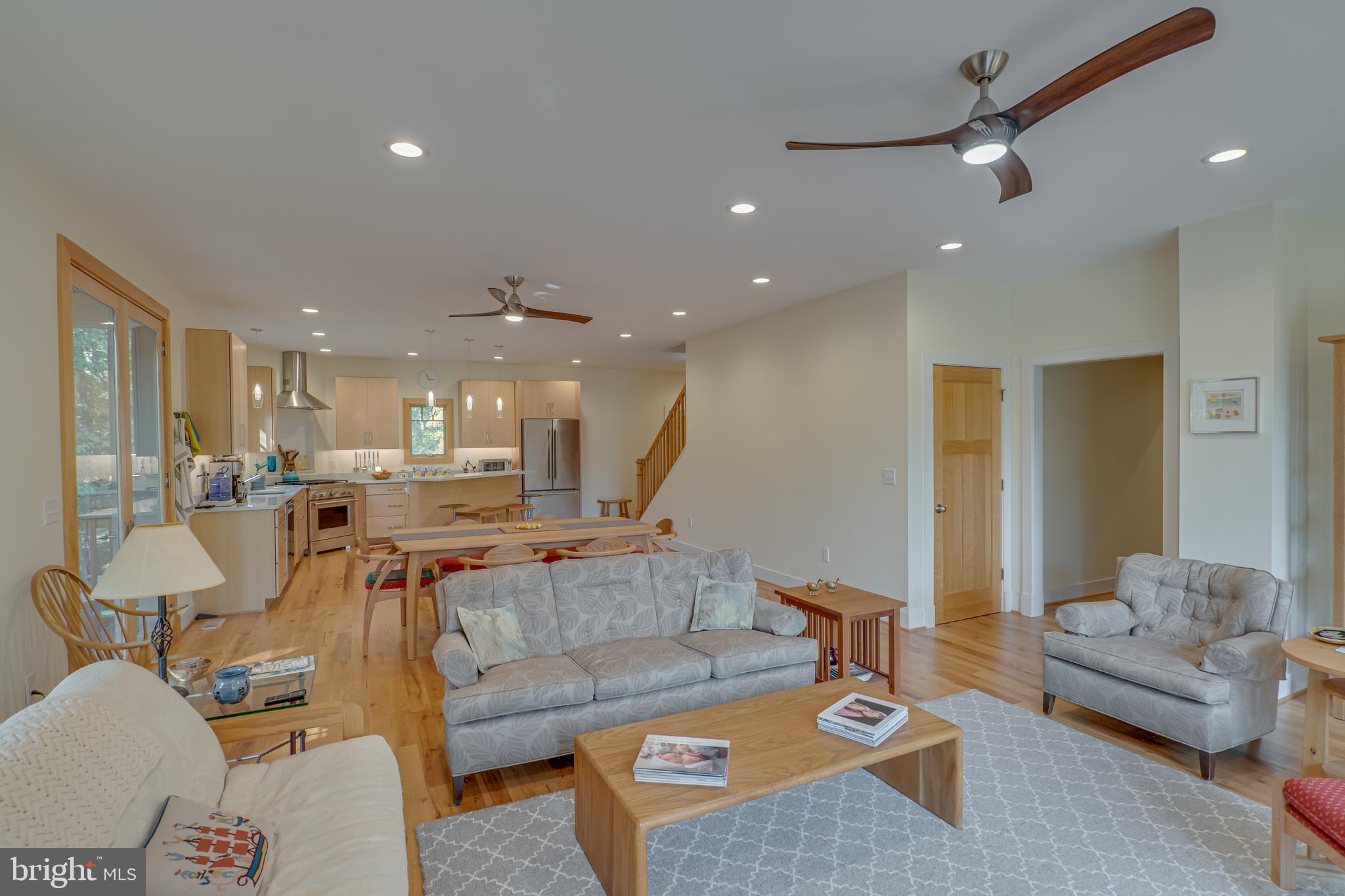 BROOMGRASS - Residential