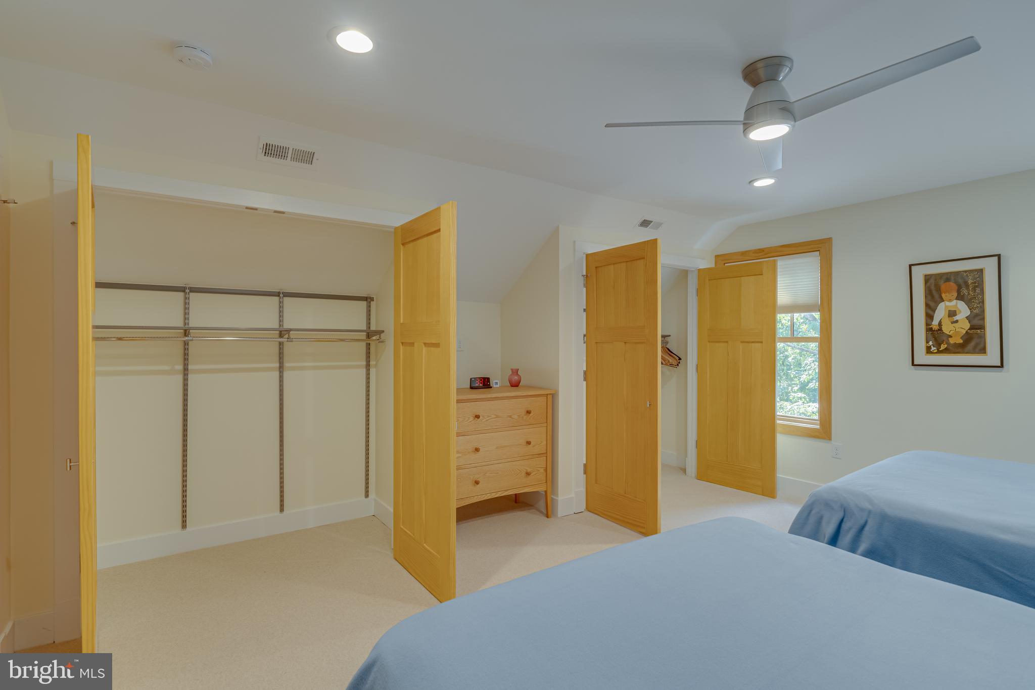 BROOMGRASS - Residential