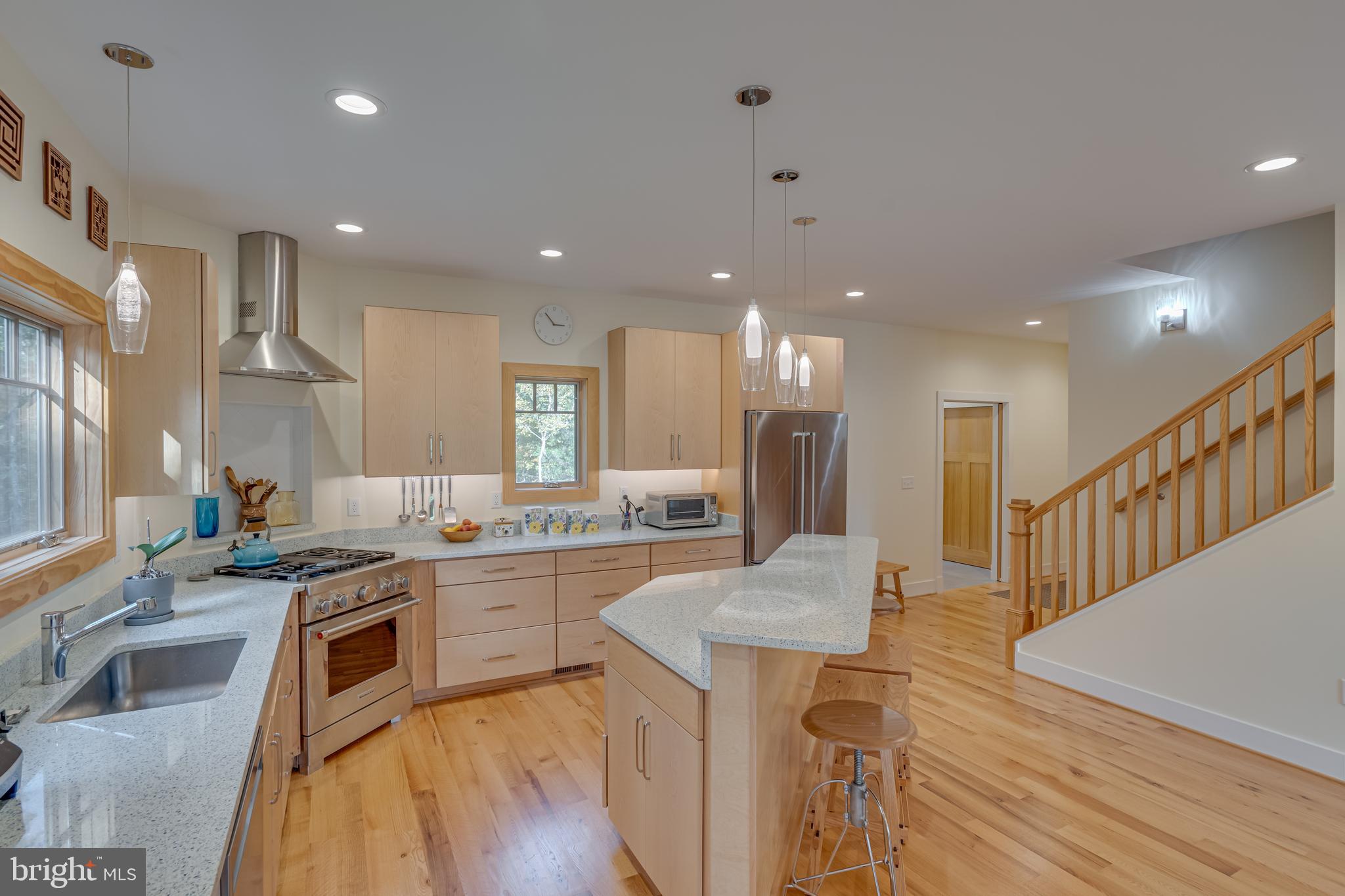 BROOMGRASS - Residential