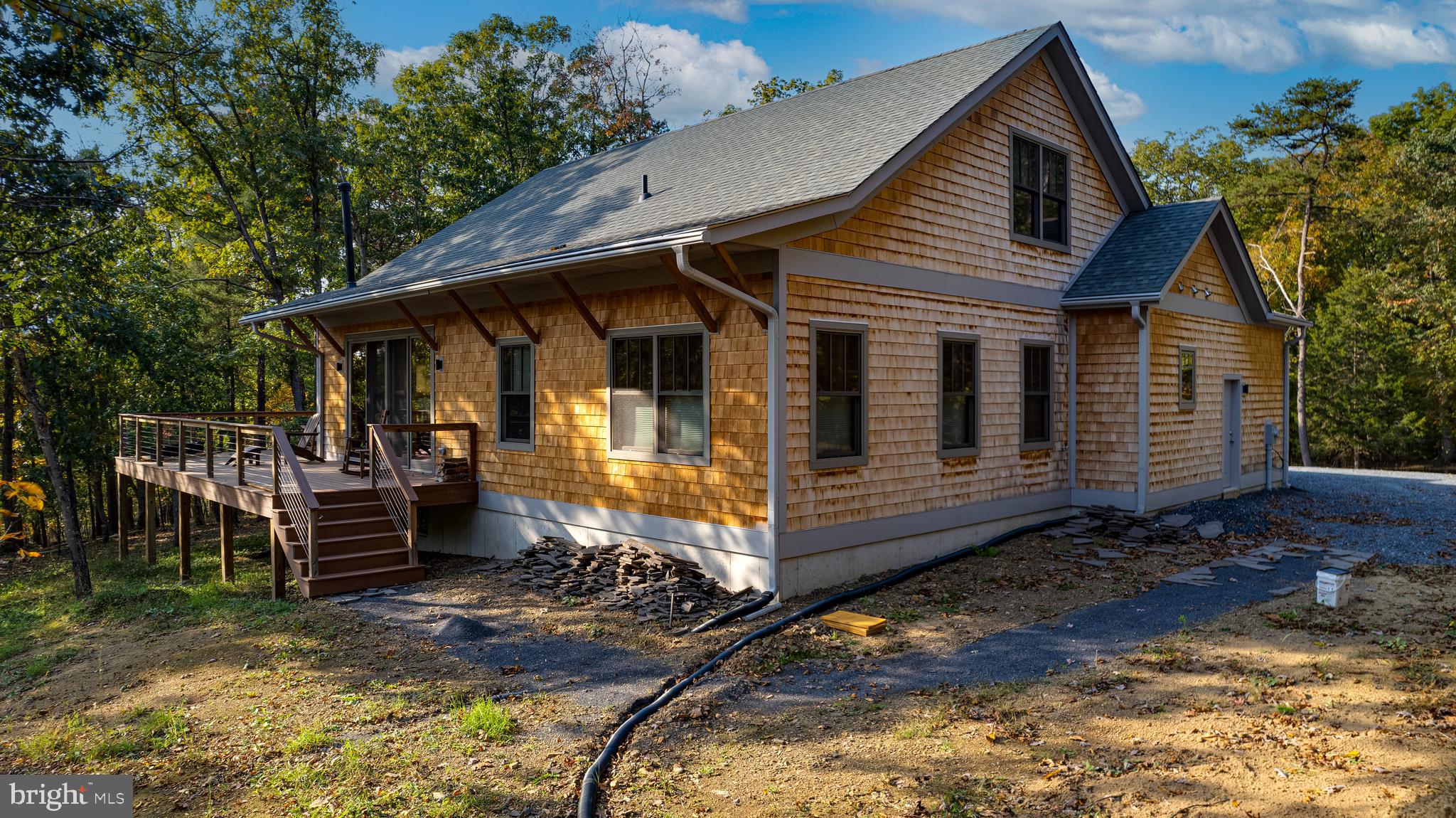 BROOMGRASS - Residential