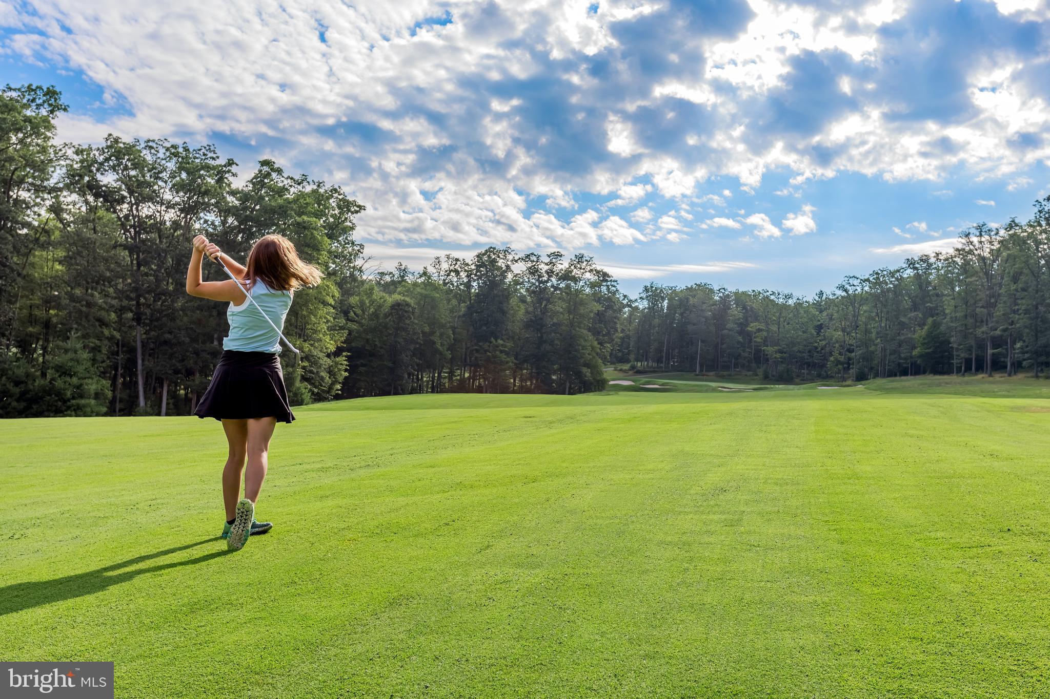 THOUSAND ACRES - Land