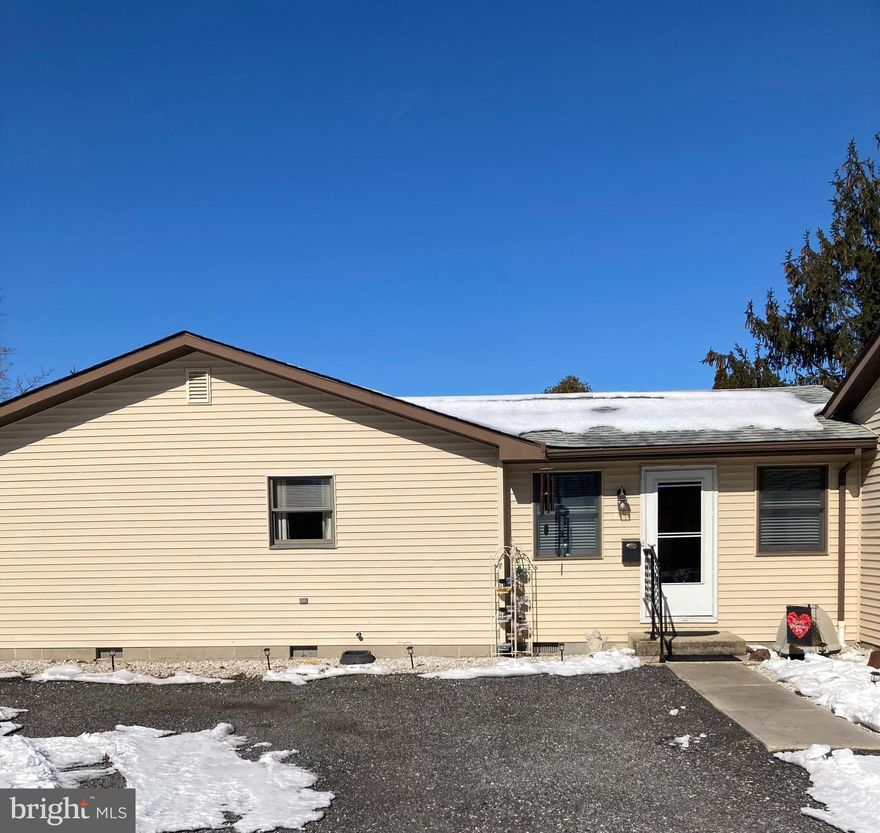 Nice rancher on over an acre of ground in the country.  Above ground pool and two car garage.