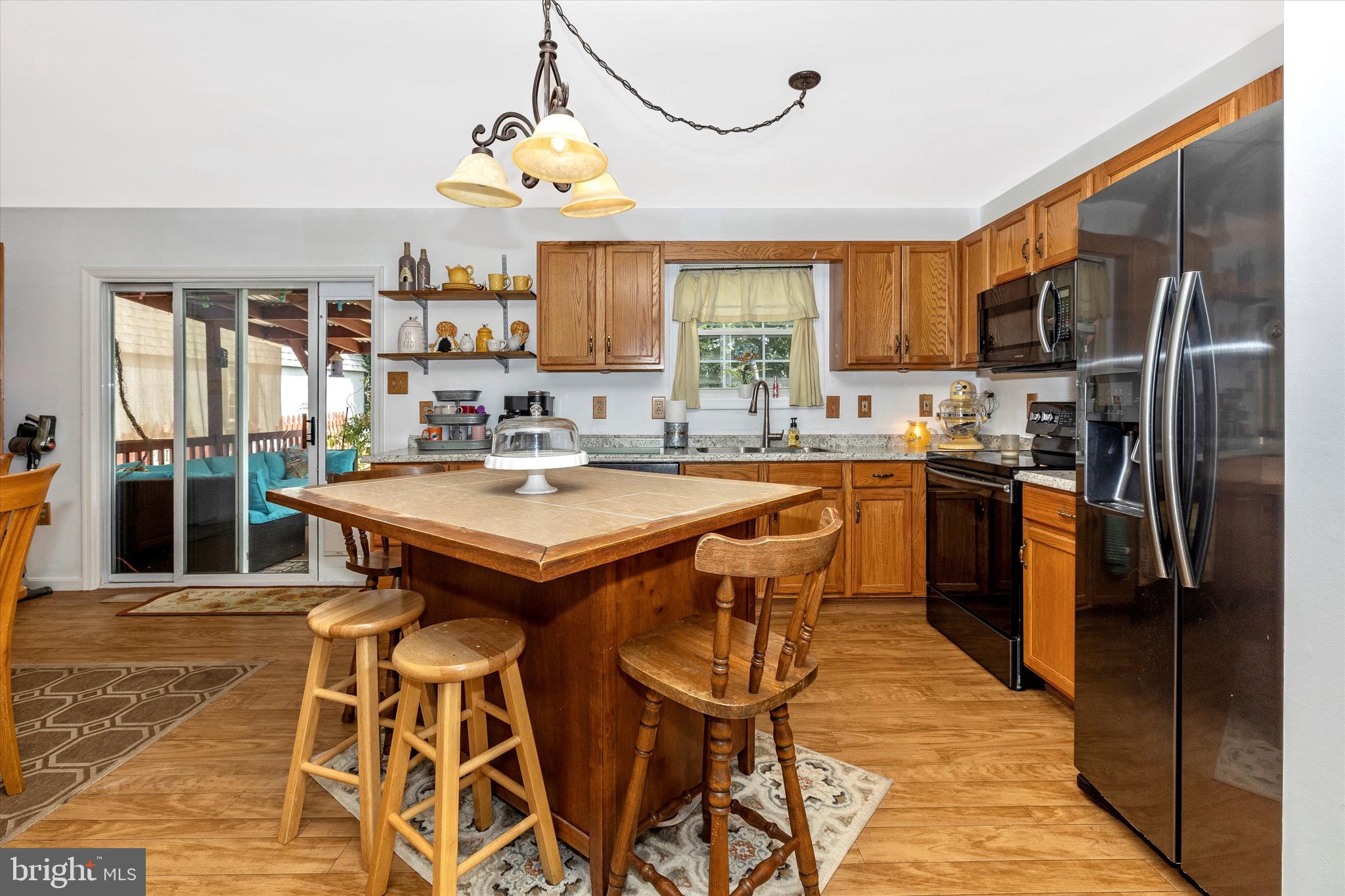 STERLING OAKS - Residential