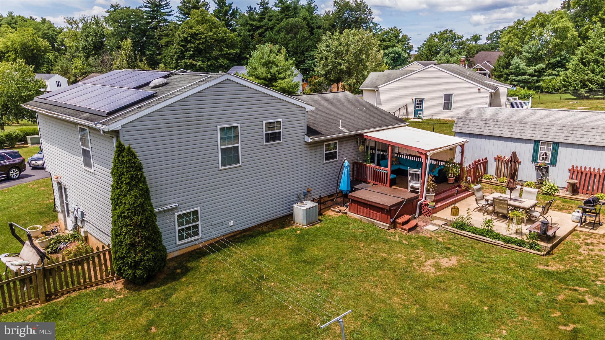 STERLING OAKS - Residential