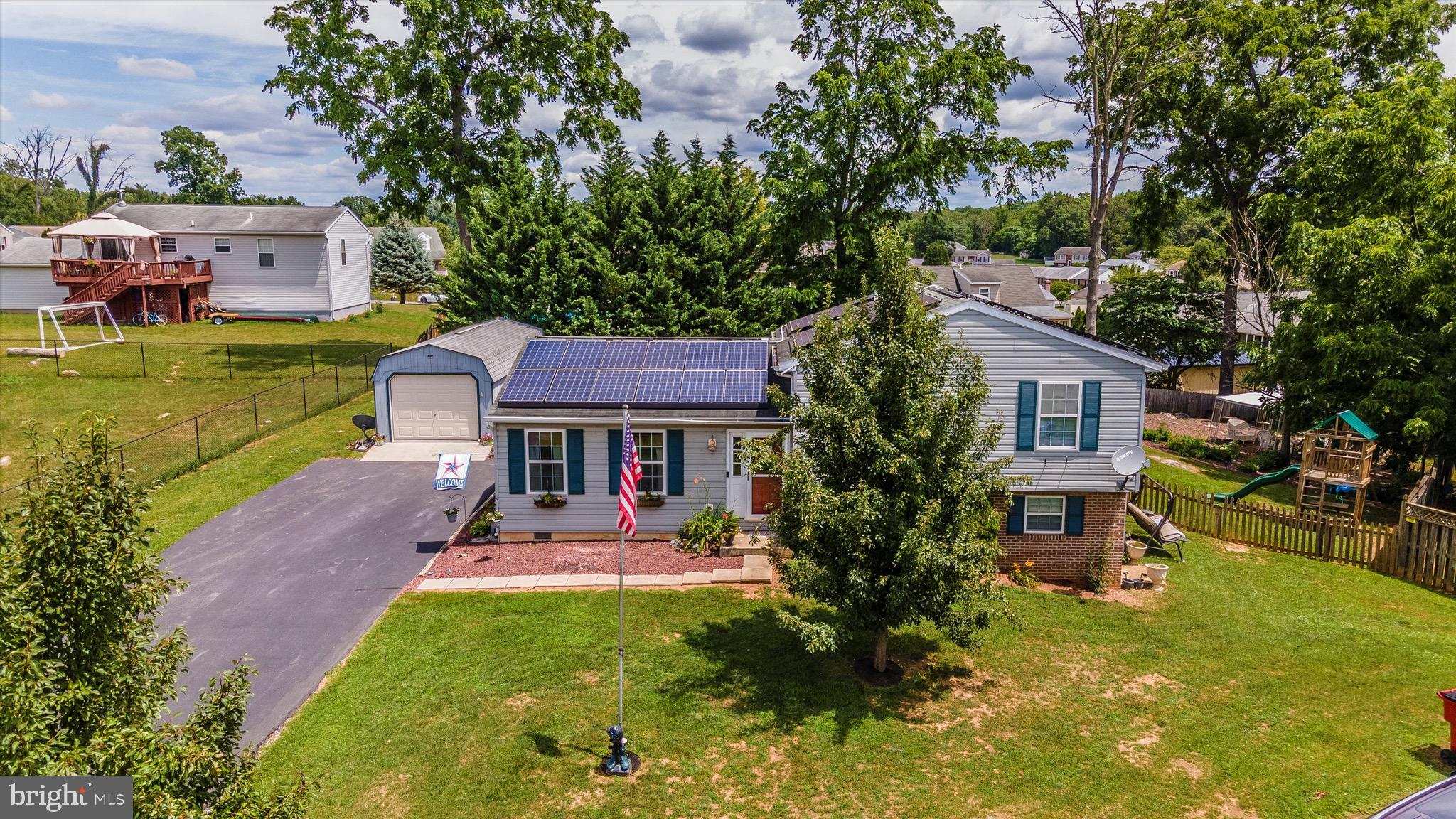 STERLING OAKS - Residential