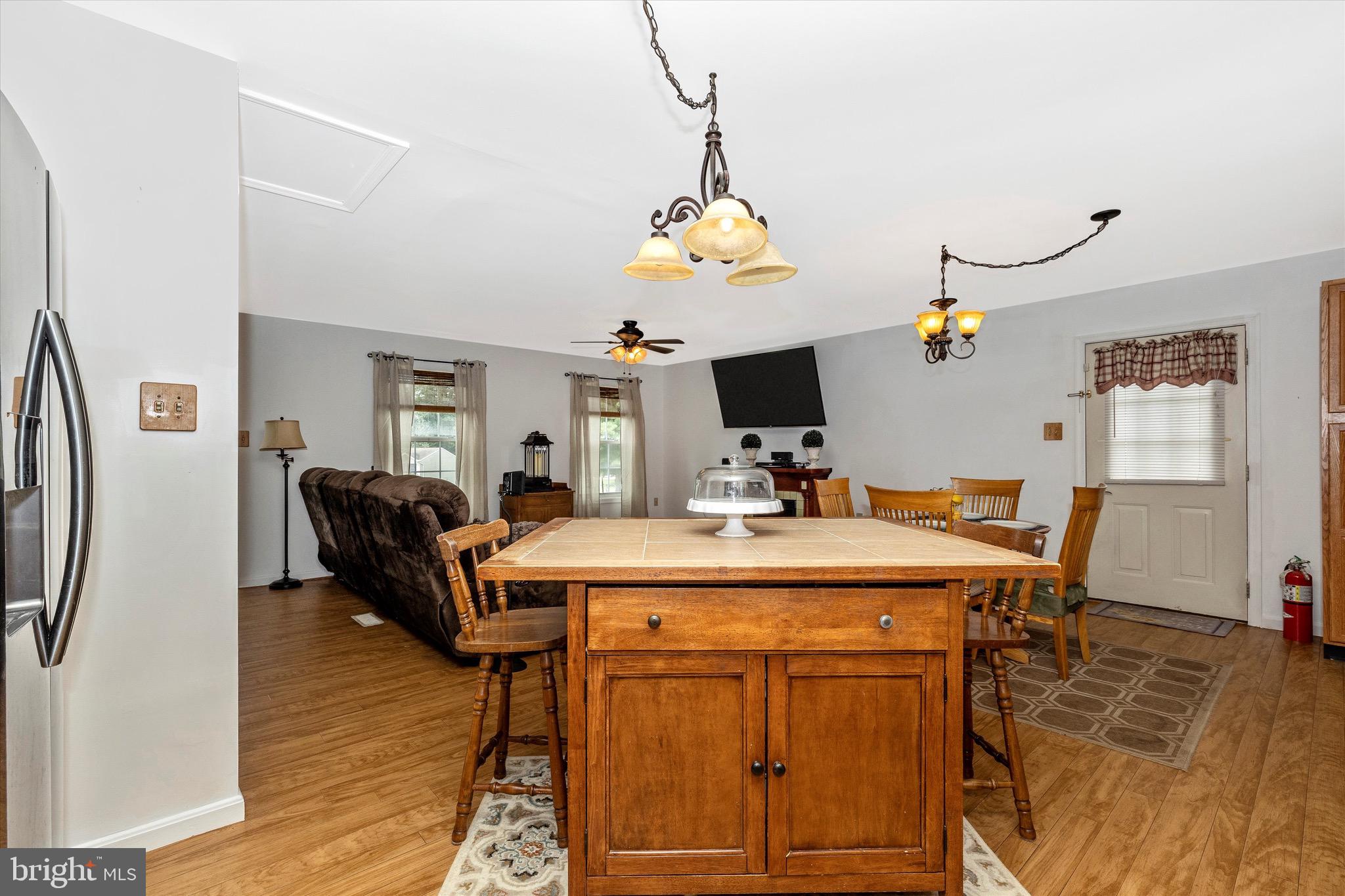 STERLING OAKS - Residential