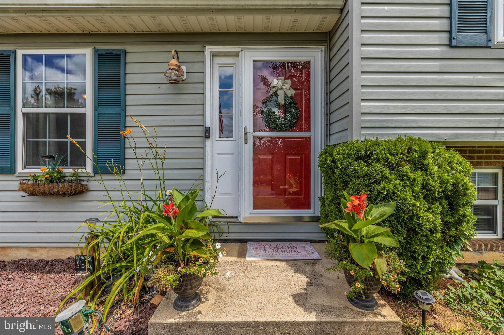 STERLING OAKS - Residential