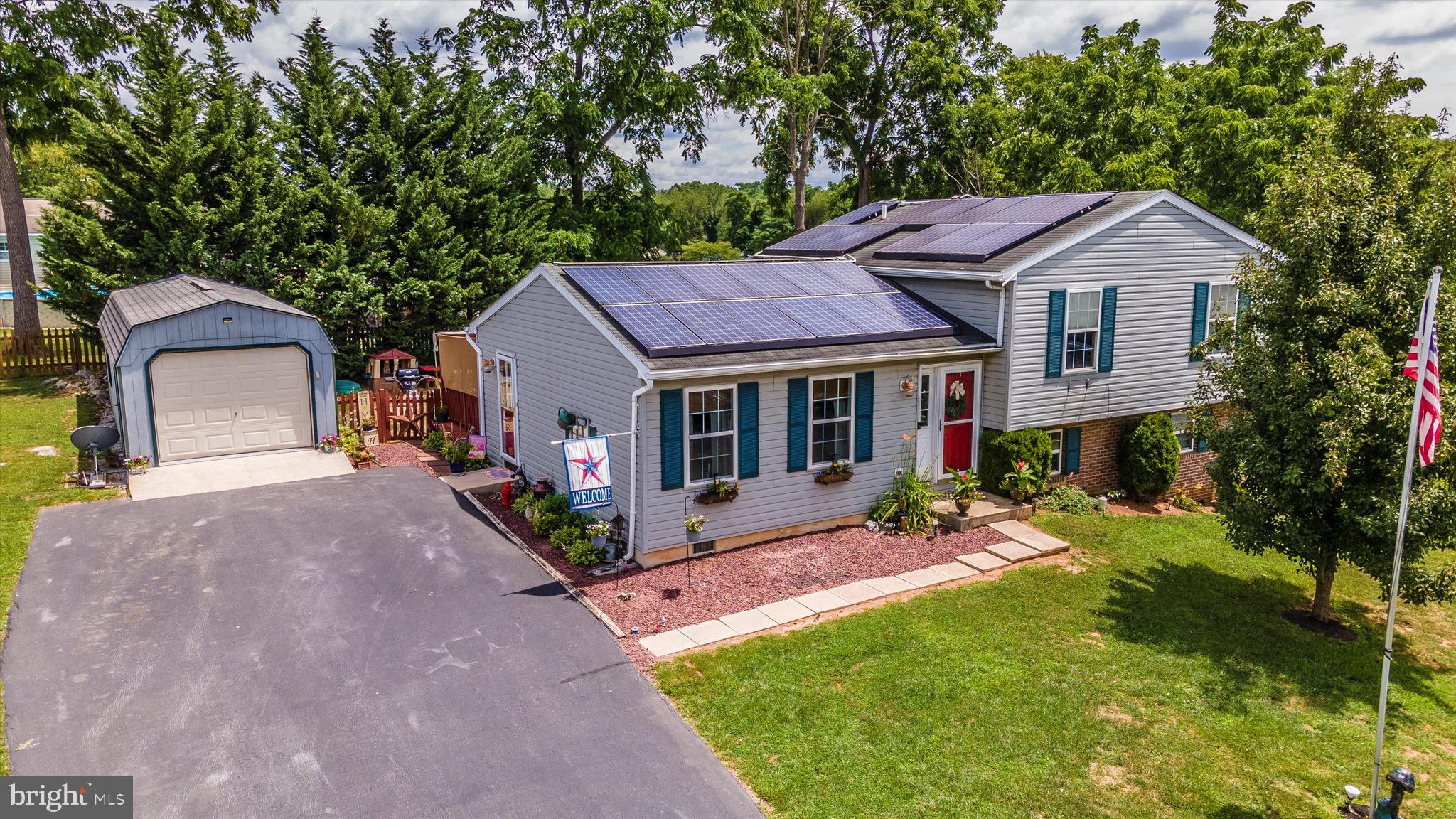 STERLING OAKS - Residential