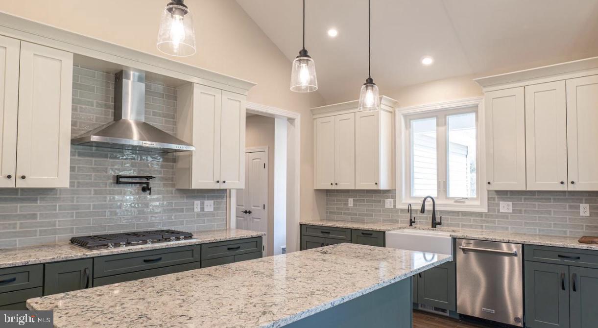 129 THICKET COURT